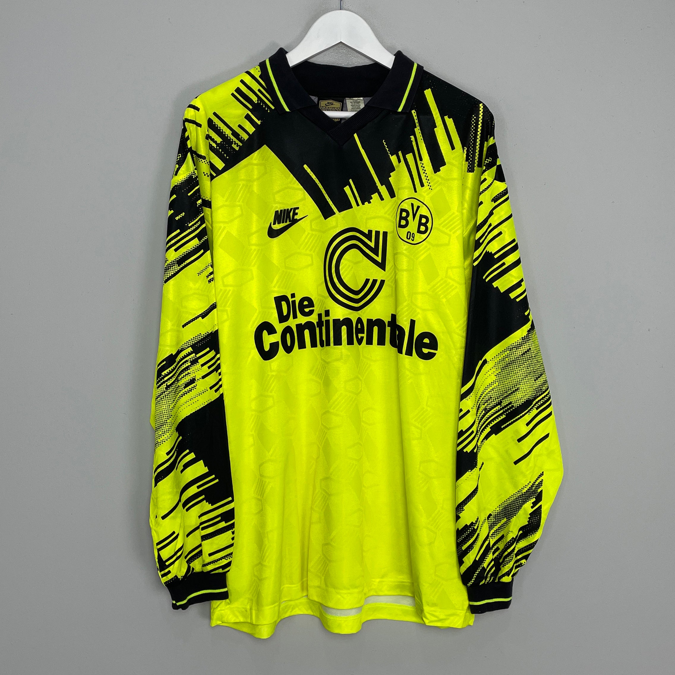 Shop 1993/94 DORTMUND L/S HOME SHIRT (XXL) NIKE, classic football shirts, vintage football shirts & retro soccer jerseys at Cult Kits
