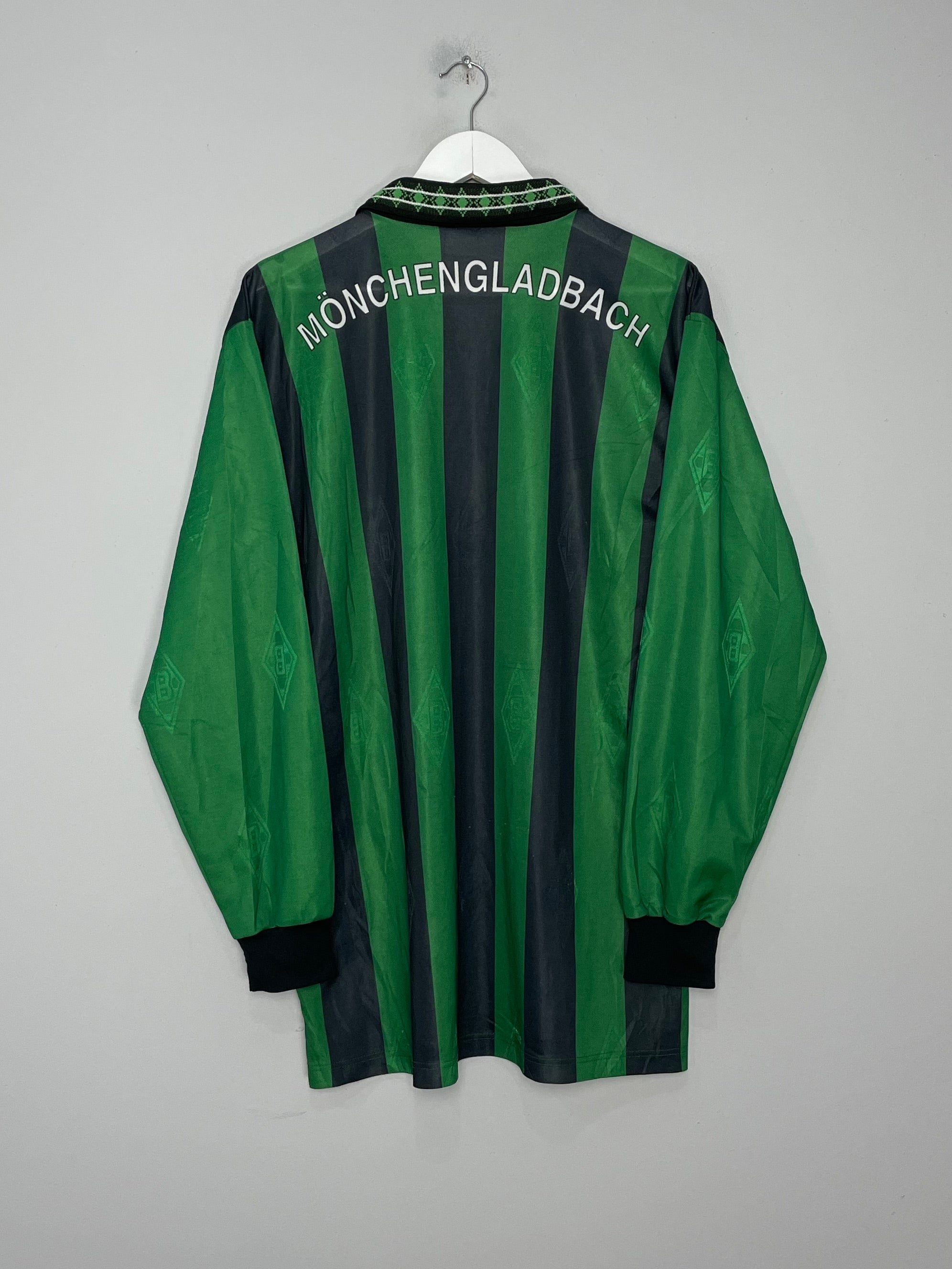 Shop 1995/96 MONCHENGLADBACH L/S AWAY SHIRT (L) REEBOK, classic football shirts, vintage football shirts & retro soccer jerseys at Cult Kits