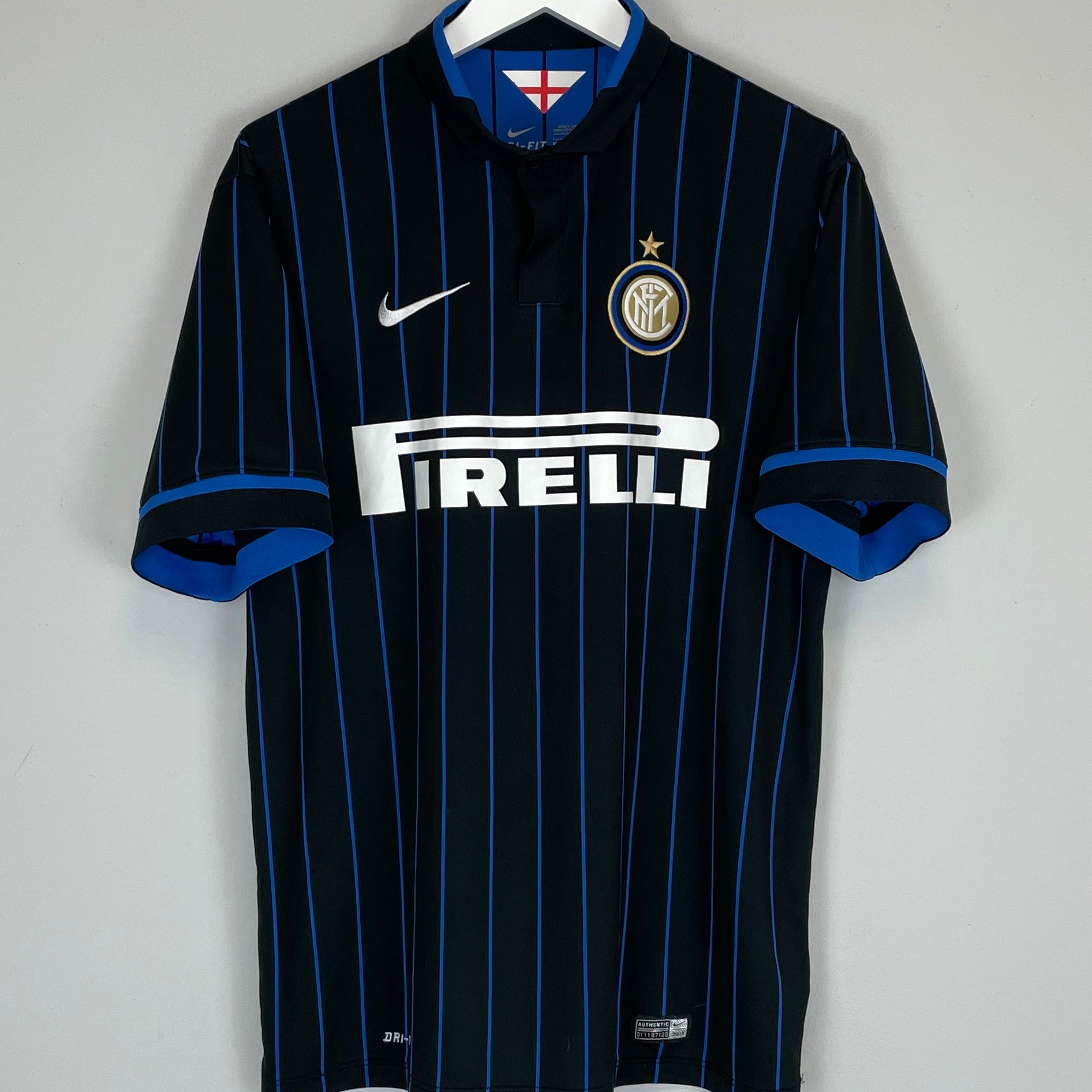 Shop 2014/15 INTER MILAN HOME SHIRT (L) NIKE, classic football shirts, vintage football shirts & retro soccer jerseys at Cult Kits