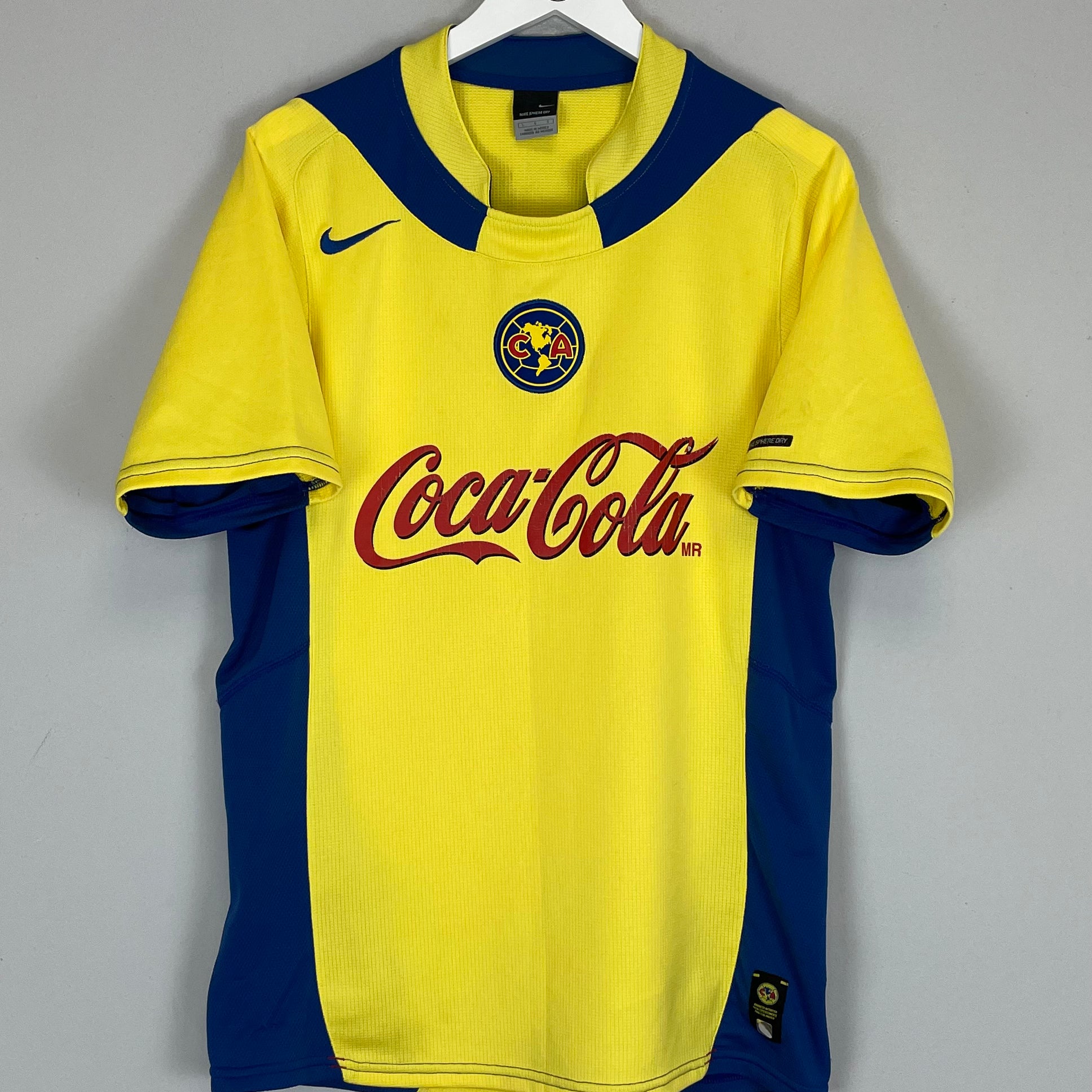 Shop 2004/05 CLUB AMERICA HOME SHIRT (L) NIKE, classic football shirts, vintage football shirts & retro soccer jerseys at Cult Kits