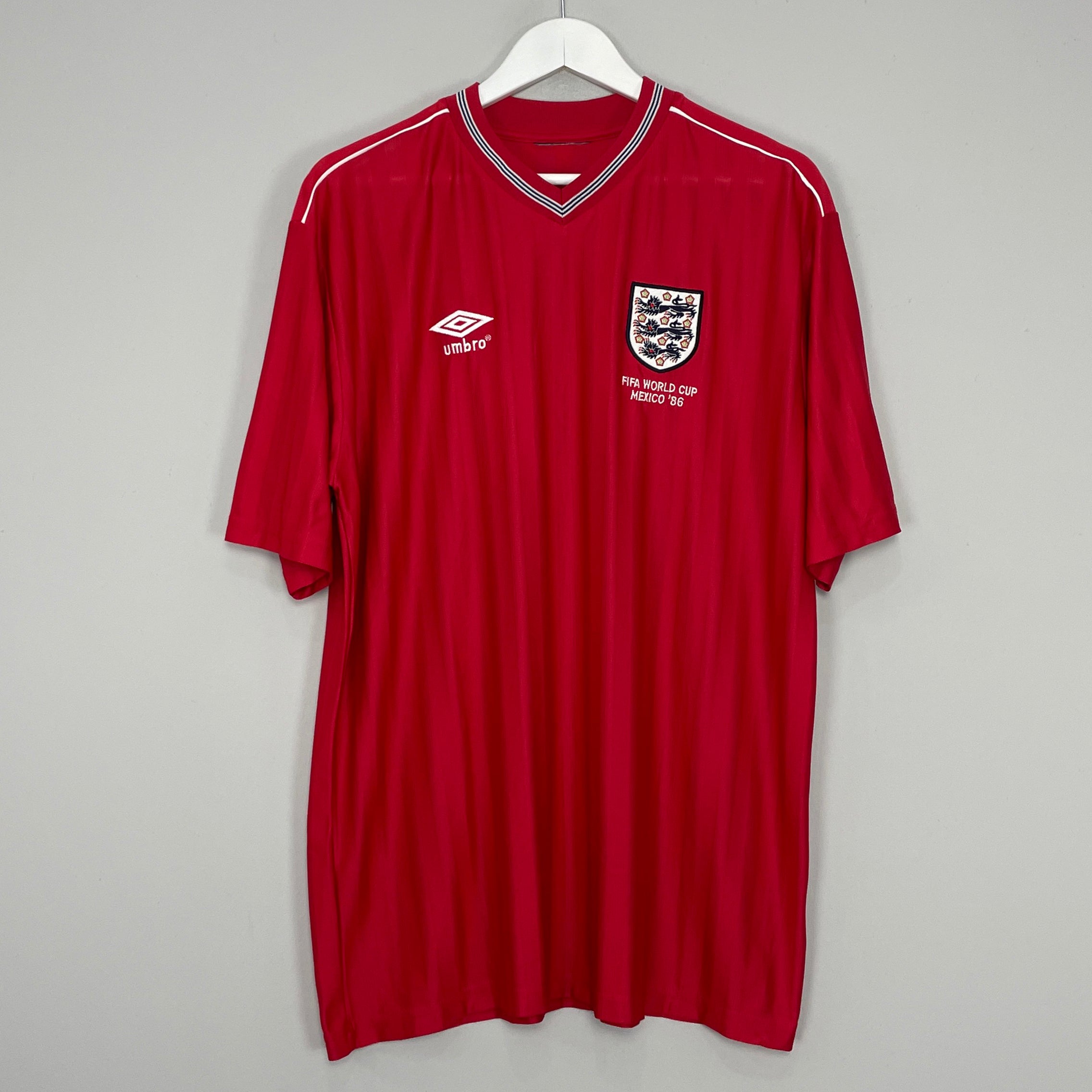 Shop 1986 ENGLAND #7 RE-ISSUE AWAY SHIRT (XL) UMBRO, classic football shirts, vintage football shirts & retro soccer jerseys at Cult Kits