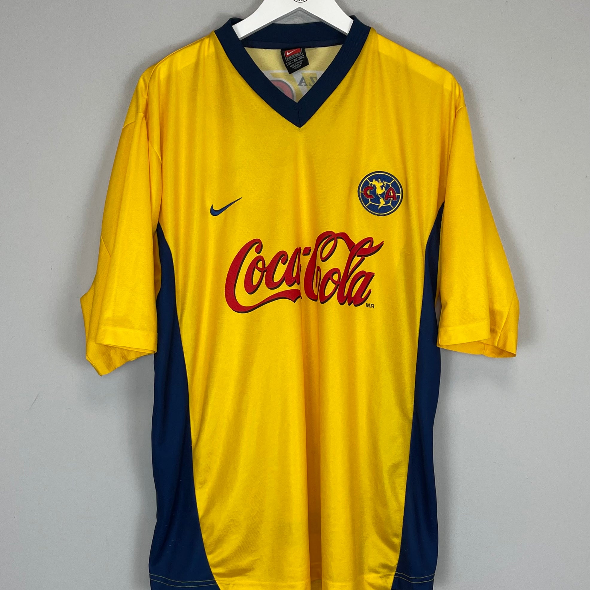 Shop 2000/01 CLUB AMERICA HOME SHIRT (XL) NIKE, classic football shirts, vintage football shirts & retro soccer jerseys at Cult Kits