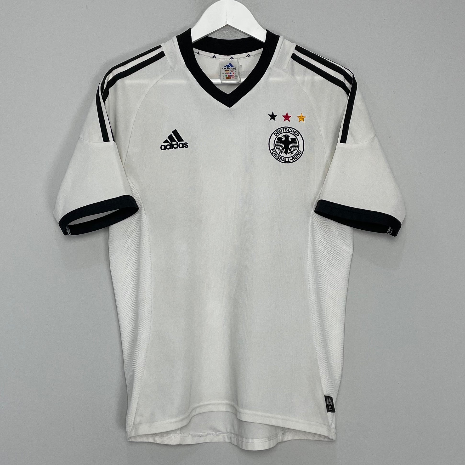 Shop 2002/04 GERMANY HOME SHIRT (S) ADIDAS, classic football shirts, vintage football shirts & retro soccer jerseys at Cult Kits