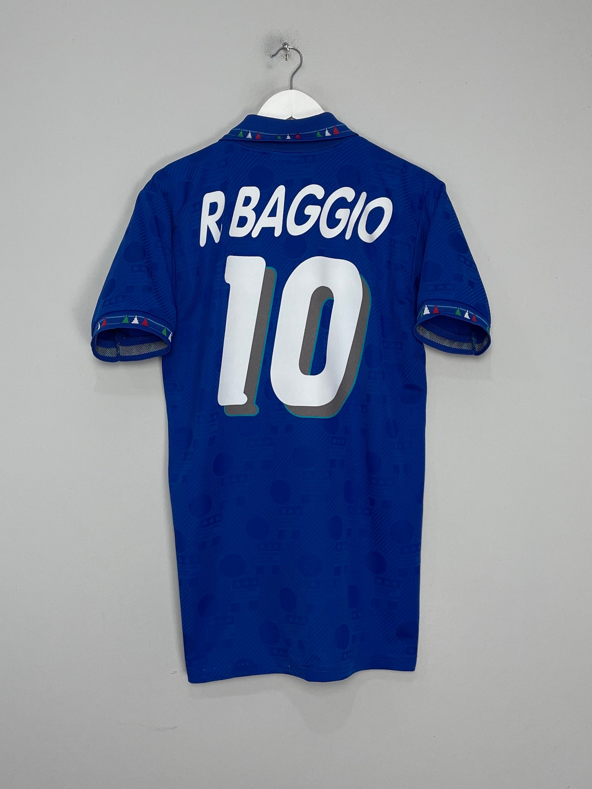 Shop 1994 ITALY BAGGIO #10 HOME SHIRT (L) DIADORA, classic football shirts, vintage football shirts & retro soccer jerseys at Cult Kits