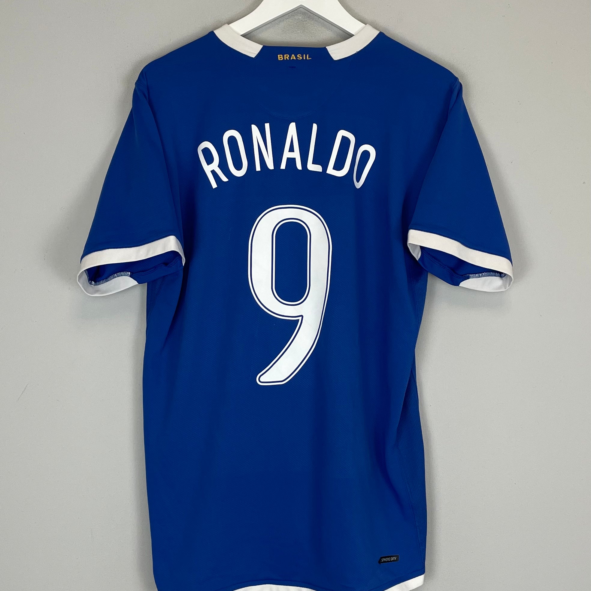 Shop 2006/07 BRAZIL RONALDO #9 AWAY SHIRT (L) NIKE, classic football shirts, vintage football shirts & retro soccer jerseys at Cult Kits