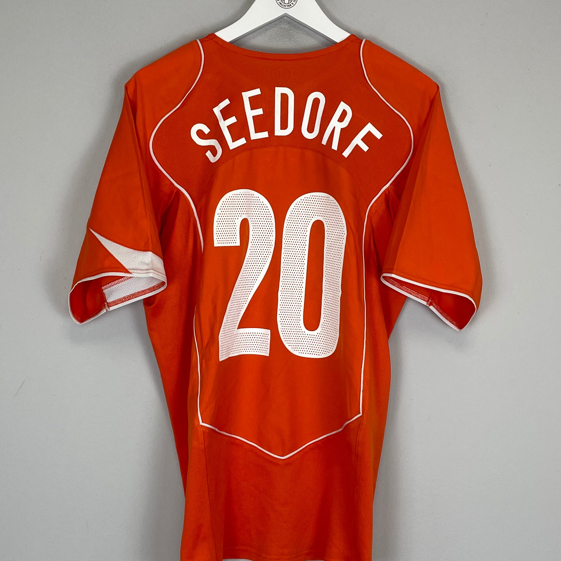 Shop 2004/06 NETHERLANDS SEEDORF #20 HOME SHIRT (L) NIKE, classic football shirts, vintage football shirts & retro soccer jerseys at Cult Kits