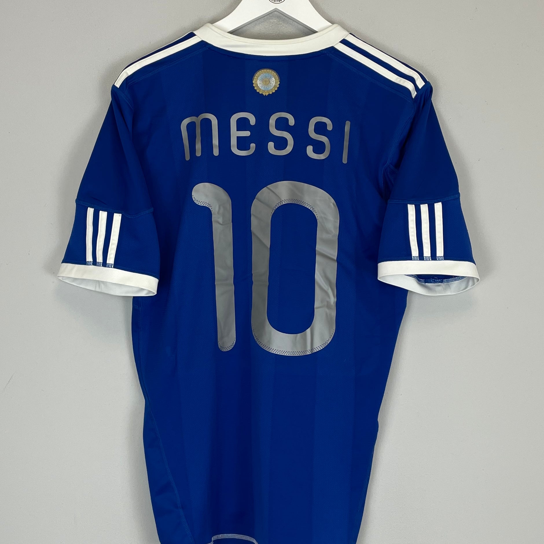 Shop 2010/11 ARGENTINA MESSI #10 AWAY SHIRT (M) ADIDAS, classic football shirts, vintage football shirts & retro soccer jerseys at Cult Kits