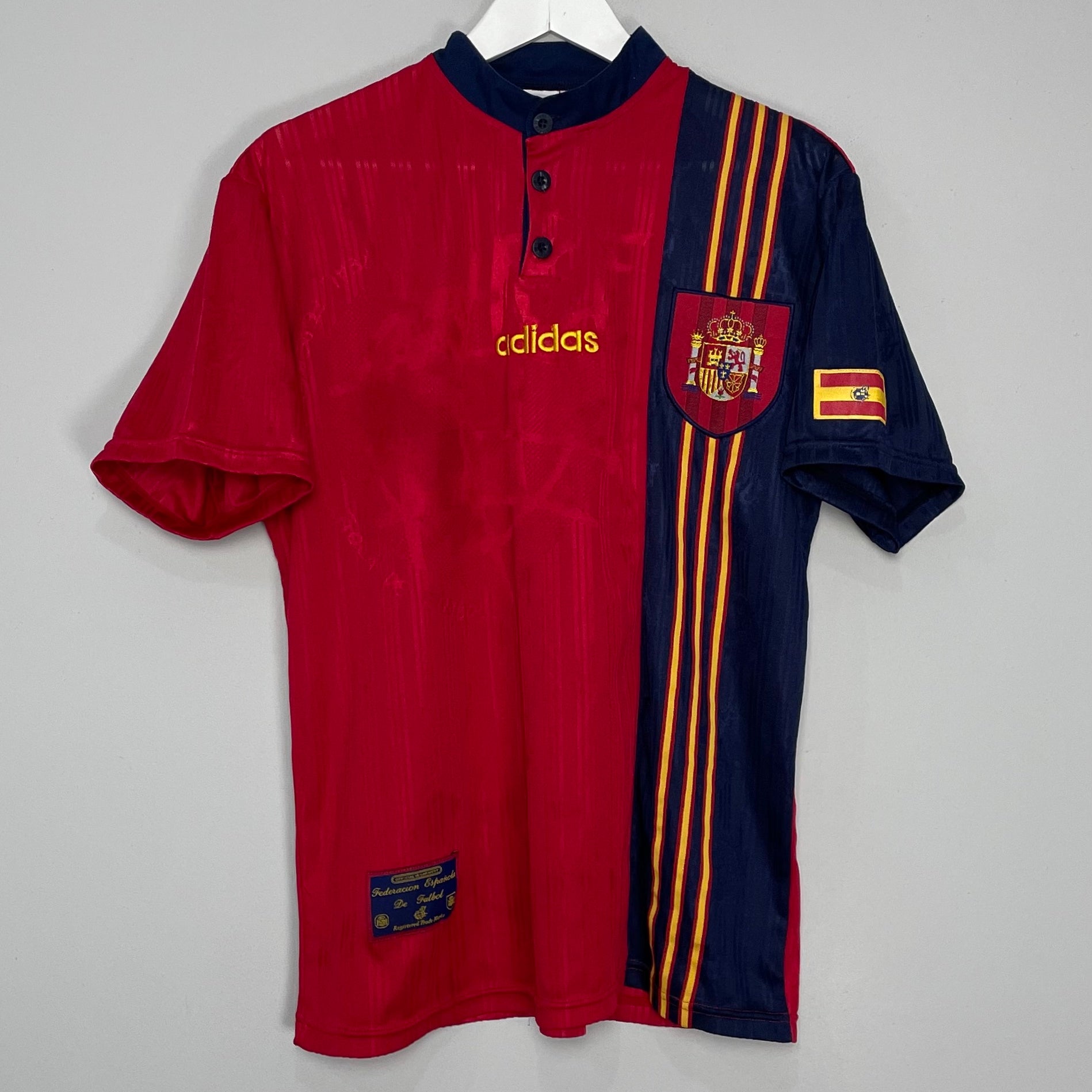 Shop 1996/98 SPAIN HOME SHIRT (M) ADIDAS, classic football shirts, vintage football shirts & retro soccer jerseys at Cult Kits