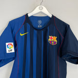 Shop 2004/05 BARCELONA MESSI #20 AWAY SHIRT (M) NIKE, classic football shirts, vintage football shirts & retro soccer jerseys at Cult Kits
