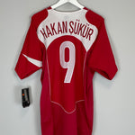 Shop 2004/06 TURKEY HAKAN SUKER #9 *BNWT* HOME SHIRT (L) NIKE, classic football shirts, vintage football shirts & retro soccer jerseys at Cult Kits
