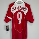 Shop 2004/06 TURKEY HAKAN SUKER #9 *BNWT* HOME SHIRT (L) NIKE, classic football shirts, vintage football shirts & retro soccer jerseys at Cult Kits