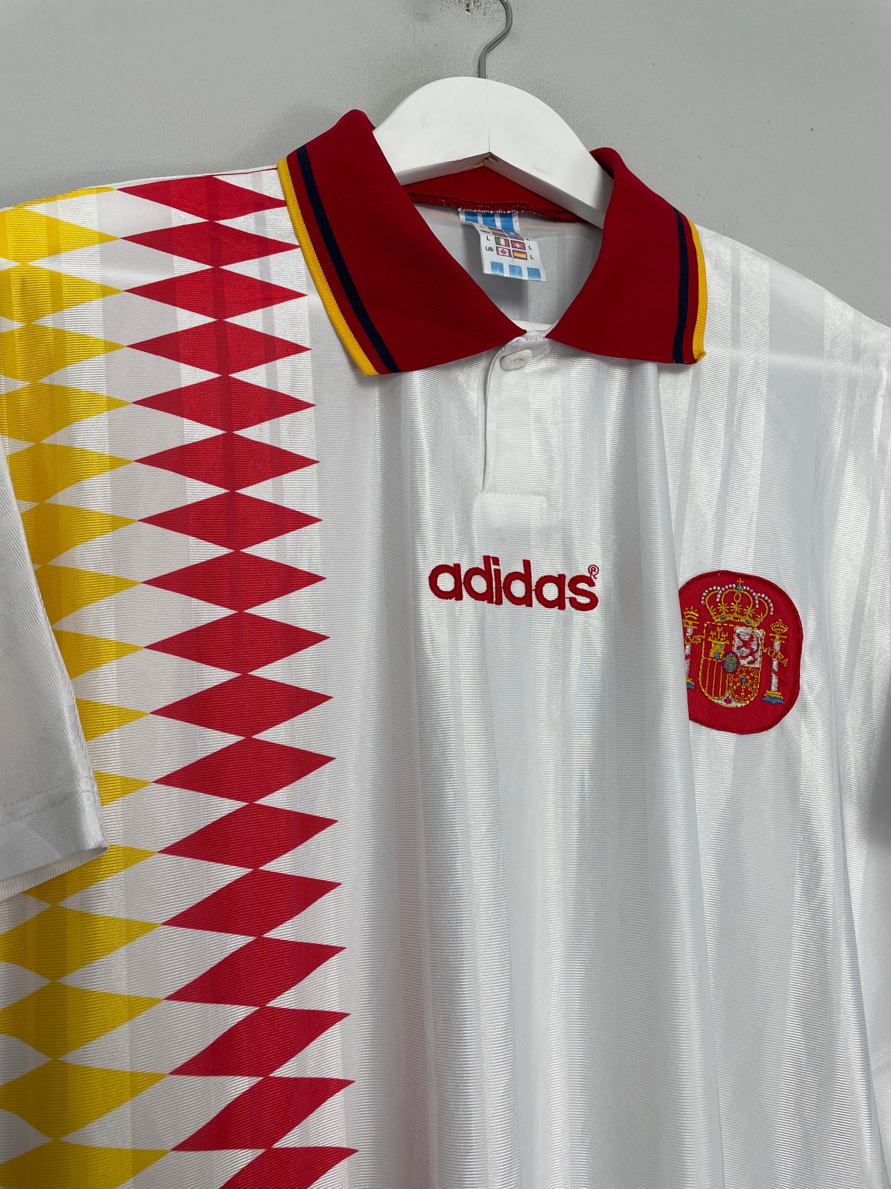 Shop 1994/96 SPAIN AWAY SHIRT (L) ADIDAS, classic football shirts, vintage football shirts & retro soccer jerseys at Cult Kits