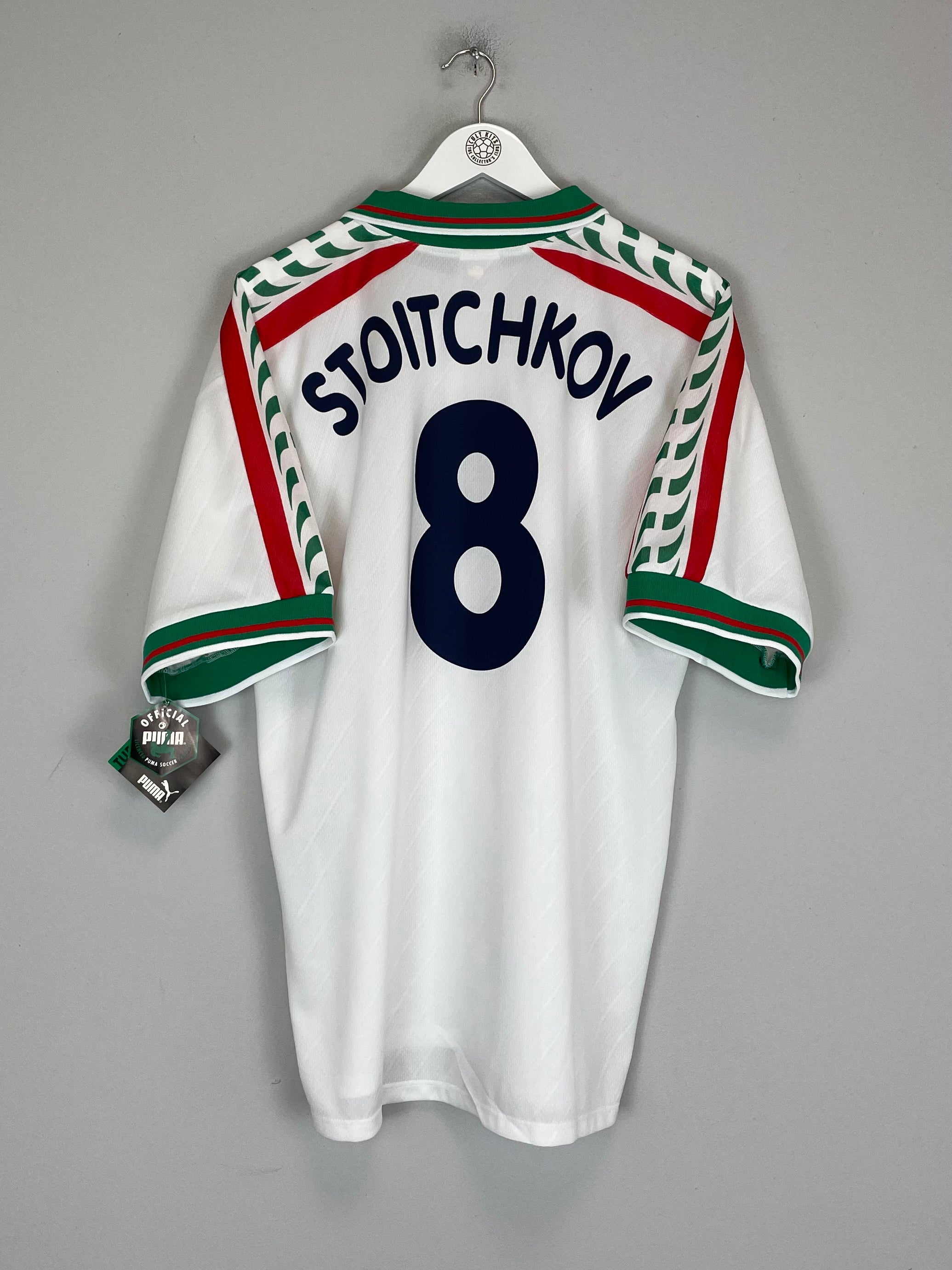 Shop 1996/98 BULGARIA STOITCHKOV #8 *BNWT* HOME SHIRT (L) PUMA, classic football shirts, vintage football shirts & retro soccer jerseys at Cult Kits