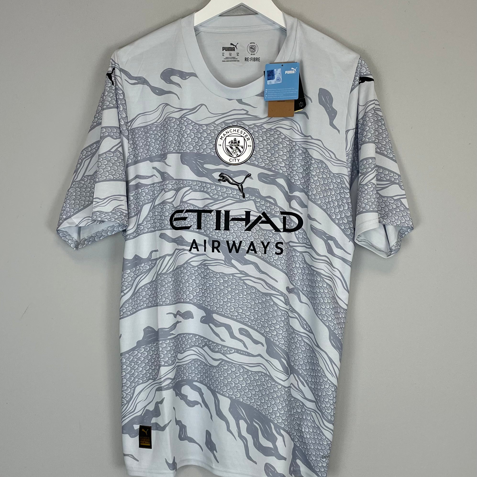 Shop 2024 MANCHESTER CITY *BNWT* CHINESE NEW YEAR SHIRT (XL) PUMA, classic football shirts, vintage football shirts & retro soccer jerseys at Cult Kits
