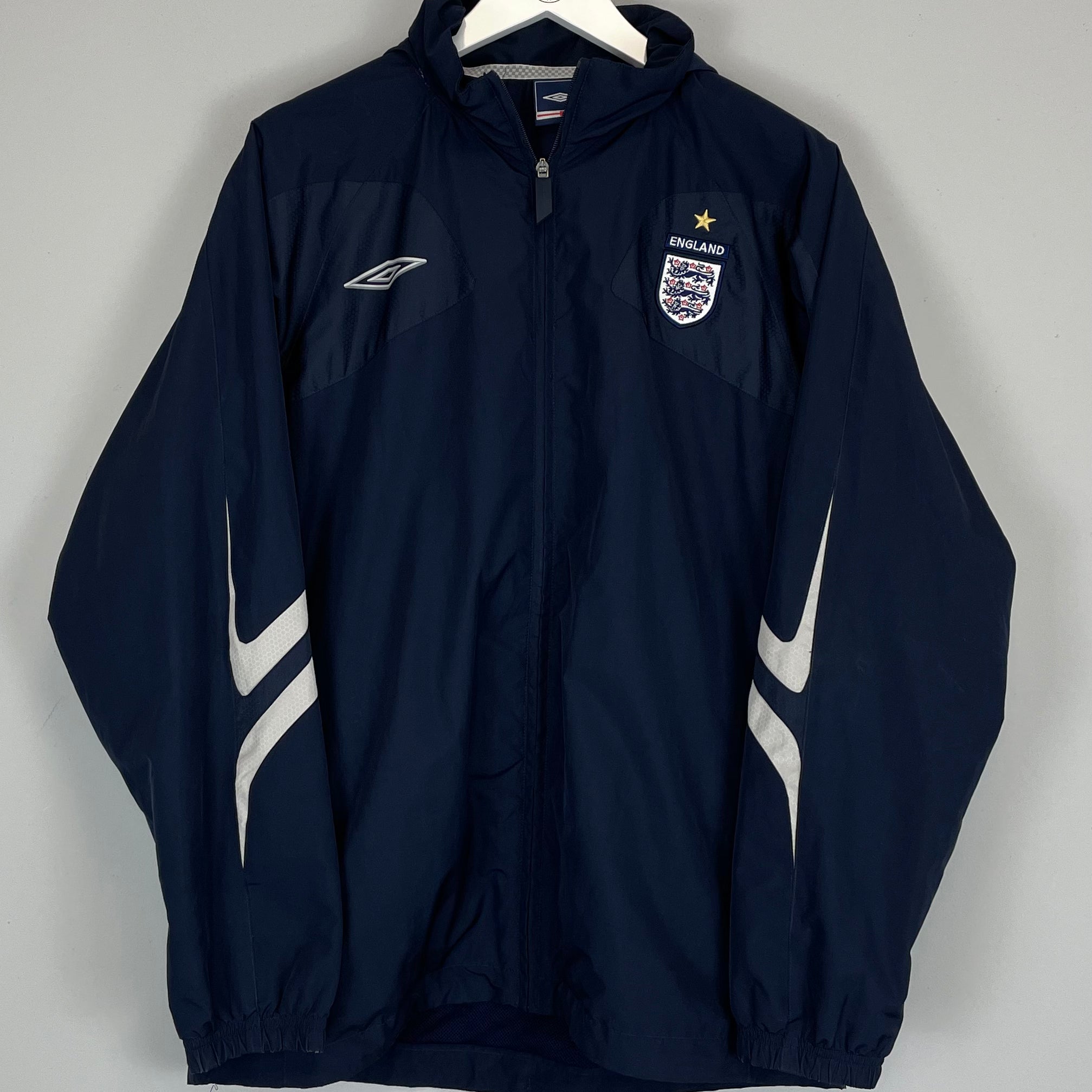 Shop 2006/07 ENGLAND TRACK JACKET (L) UMBRO, classic football shirts, vintage football shirts & retro soccer jerseys at Cult Kits
