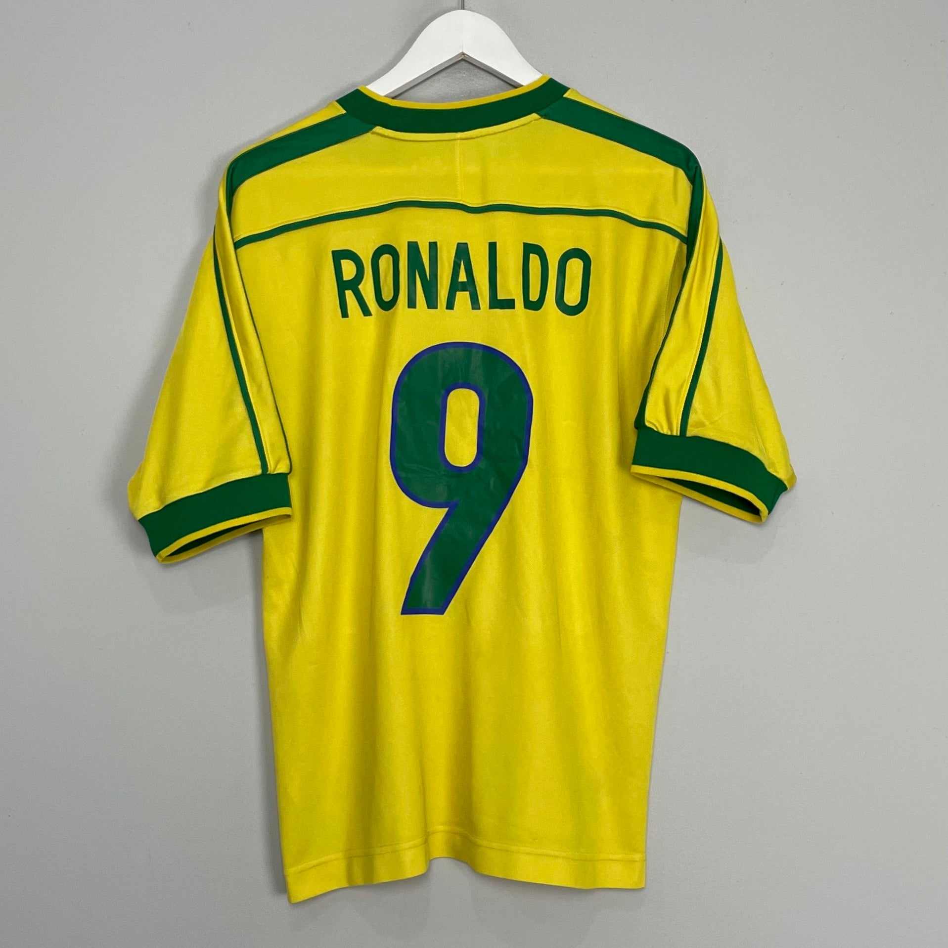 Shop 1998/00 BRAZIL RONALDO #9 HOME SHIRT (M) NIKE, classic football shirts, vintage football shirts & retro soccer jerseys at Cult Kits