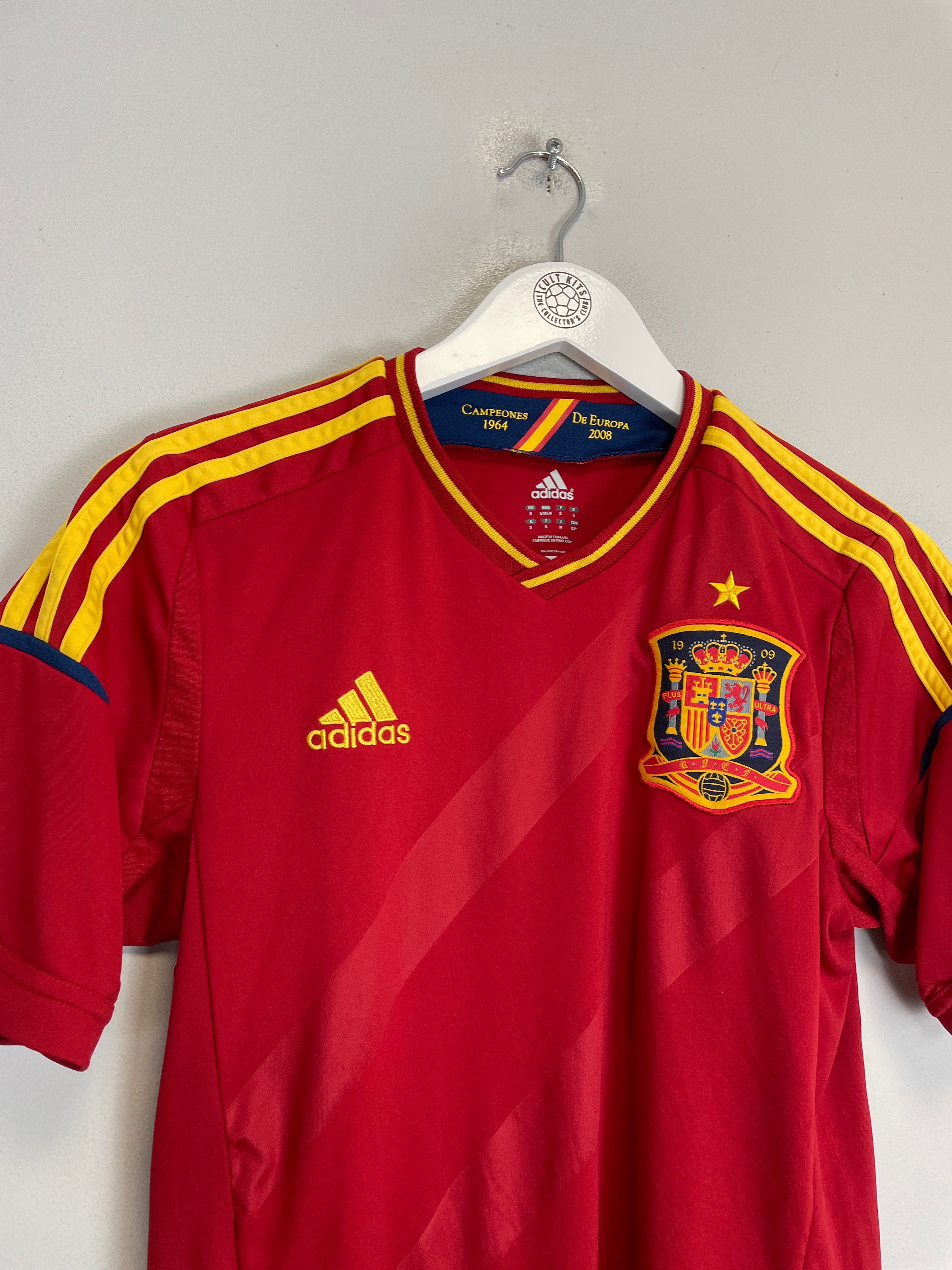 Shop 2011/12 SPAIN HOME SHIRT (S) ADIDAS, classic football shirts, vintage football shirts & retro soccer jerseys at Cult Kits