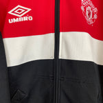 Shop 1999/00 MANCHESTER UNITED TRACK JACKET (L) UMBRO, classic football shirts, vintage football shirts & retro soccer jerseys at Cult Kits