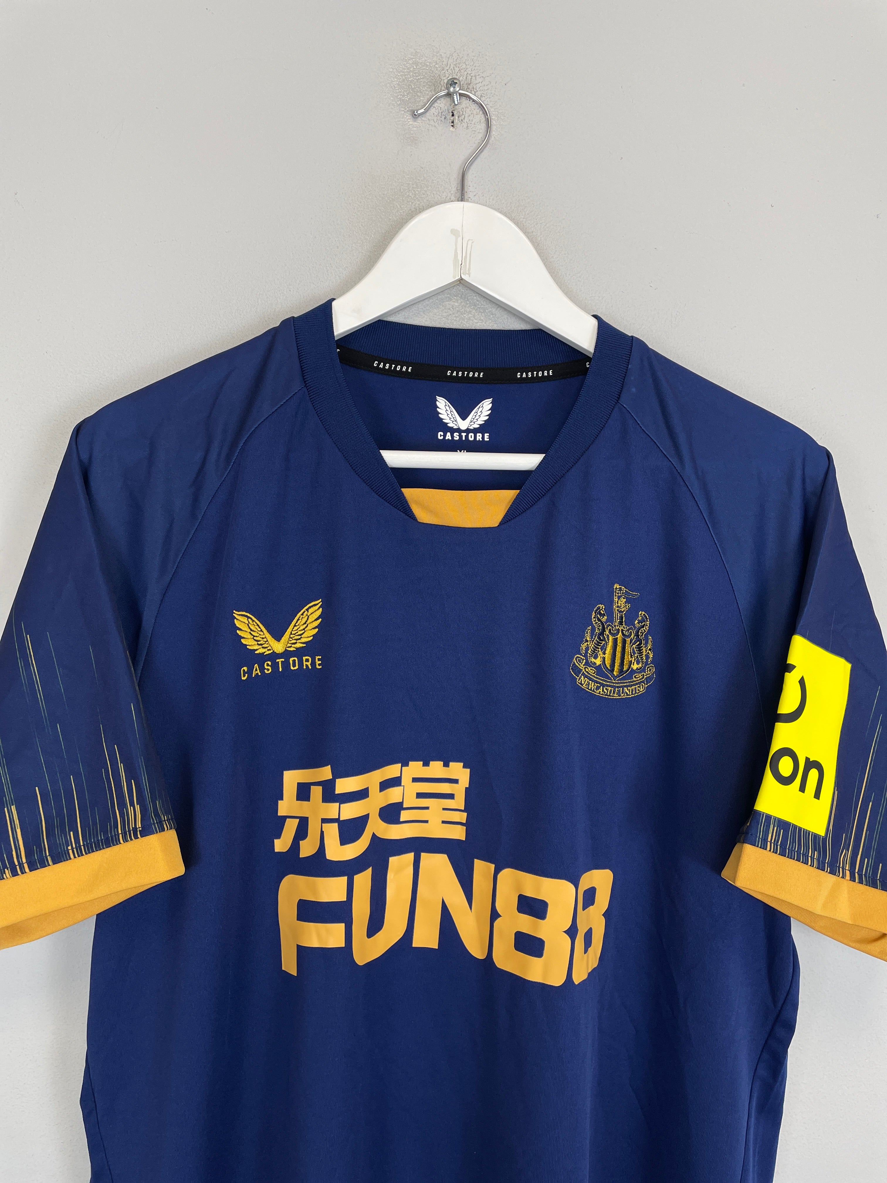 Shop 2022/23 NEWCASTLE UNITED SCHAR #5 AWAY SHIRT (XL) CASTORE, classic football shirts, vintage football shirts & retro soccer jerseys at Cult Kits
