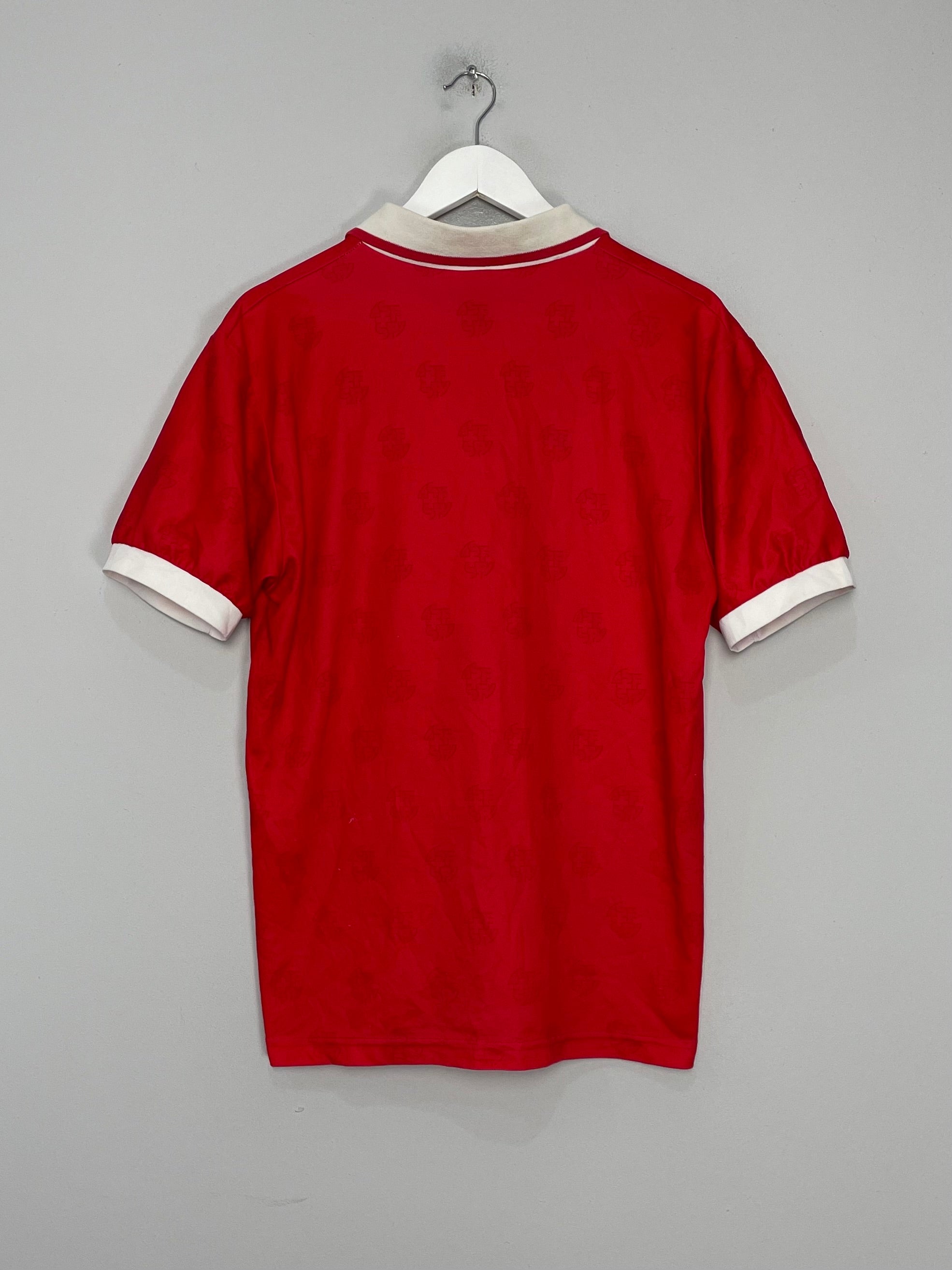 Shop 1994/96 SWITZERLAND HOME SHIRT (M) LOTTO, classic football shirts, vintage football shirts & retro soccer jerseys at Cult Kits