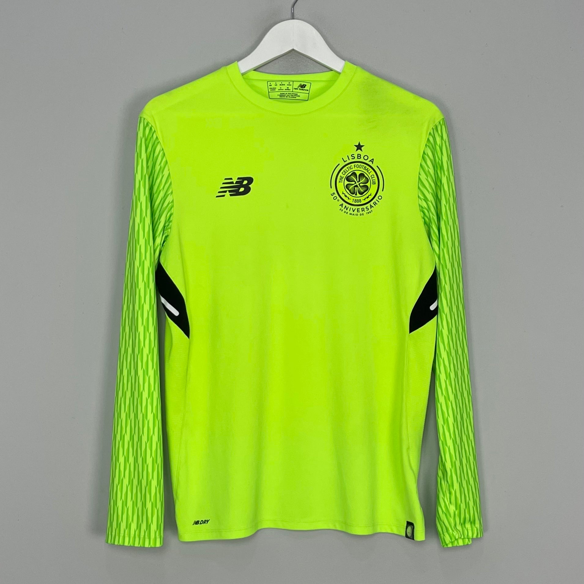 Shop 2017/18 CELTIC #1 GK SHIRT (S) NEW BALANCE, classic football shirts, vintage football shirts & retro soccer jerseys at Cult Kits