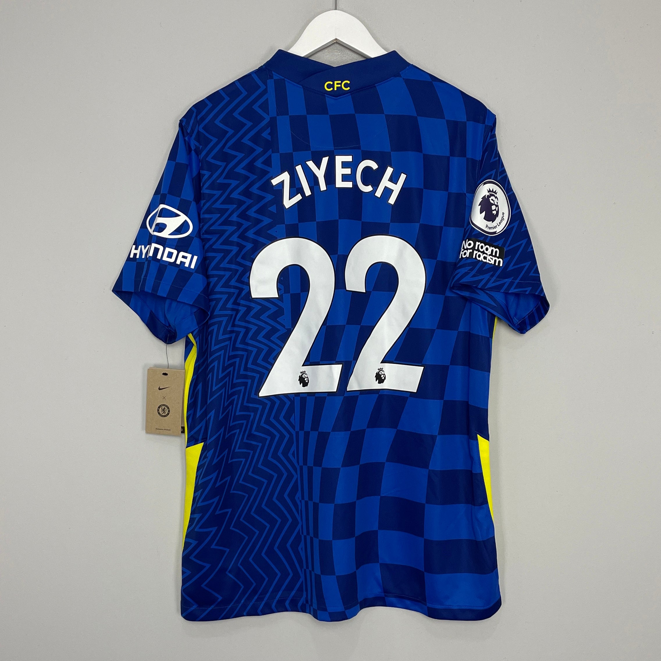 Shop 2021/22 CHELSEA ZIYECH #22 *BNWT* HOME SHIRT (XL) NIKE, classic football shirts, vintage football shirts & retro soccer jerseys at Cult Kits