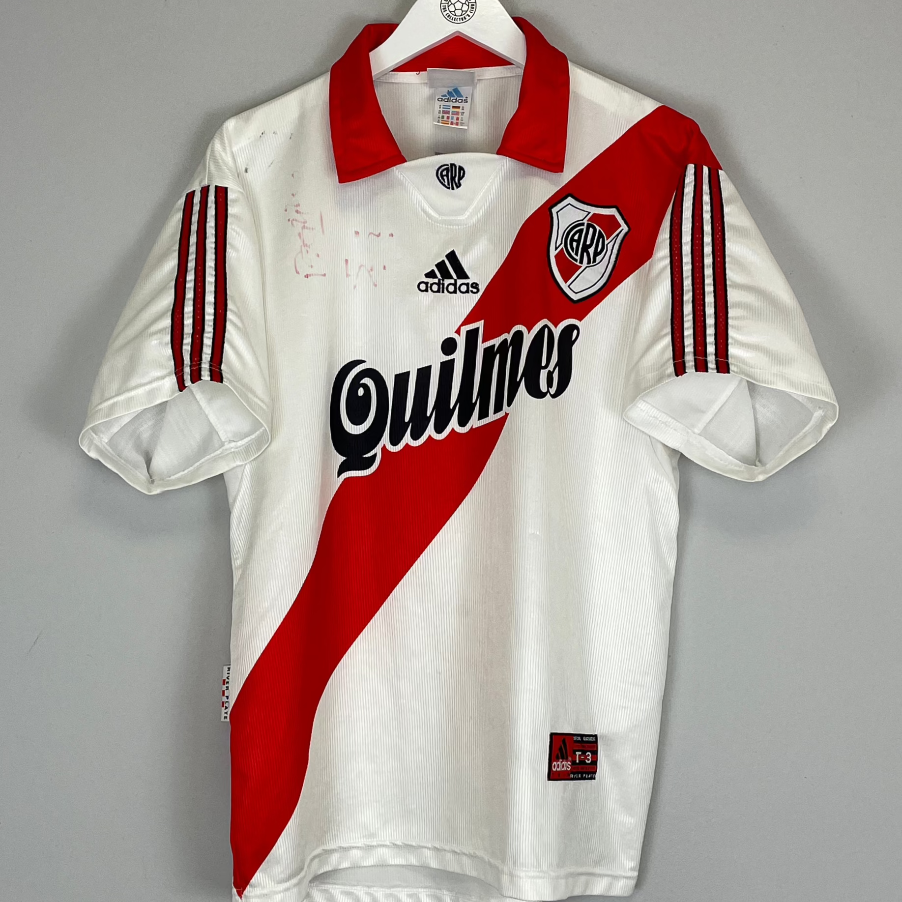 Shop 1999/00 RIVER PLATE *SIGNED* HOME SHIRT (M) ADIDAS, classic football shirts, vintage football shirts & retro soccer jerseys at Cult Kits