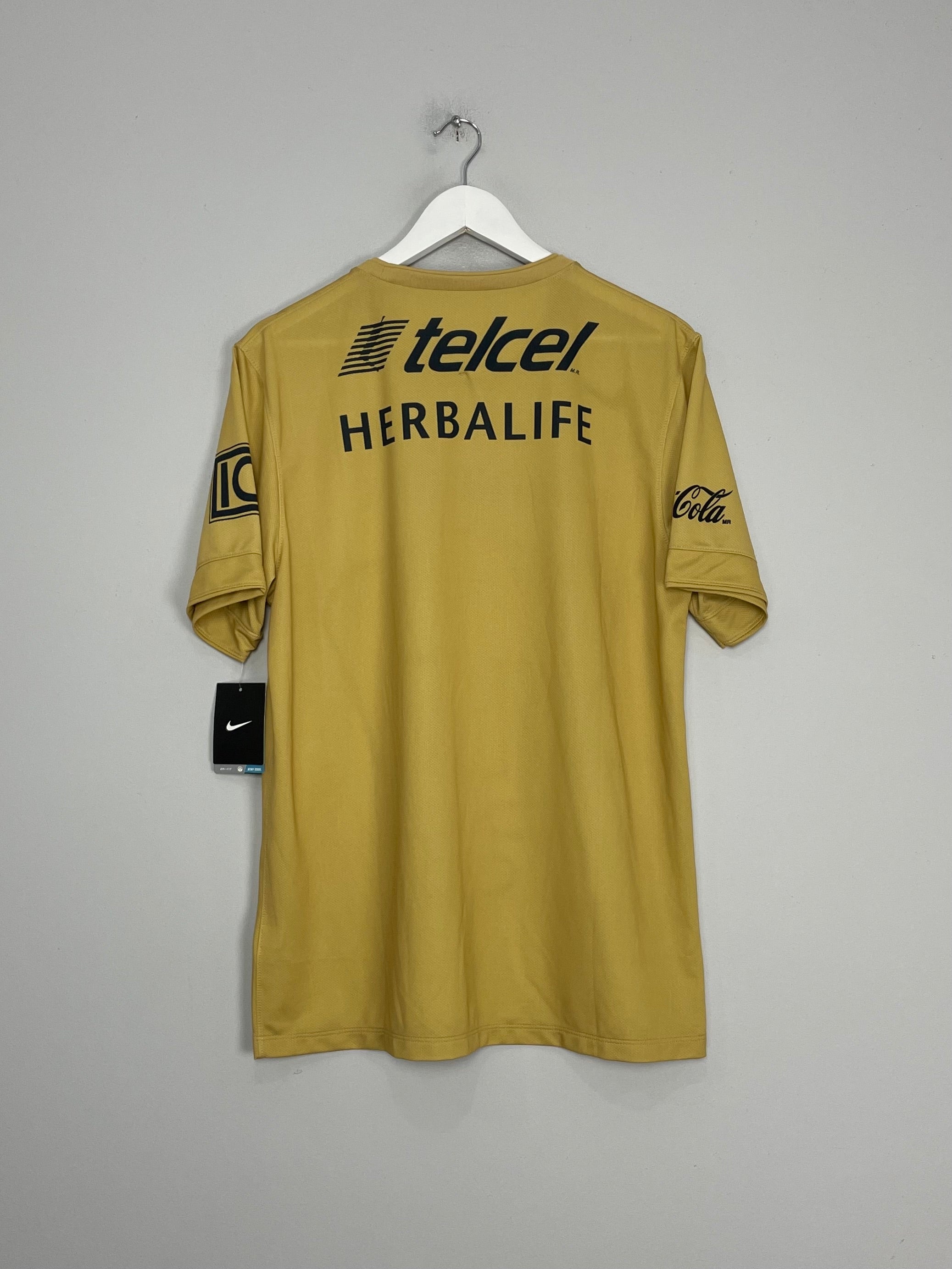 Shop 2014/15 UNAM PUMAS *BNWT* HOME SHIRT (L) NIKE, classic football shirts, vintage football shirts & retro soccer jerseys at Cult Kits