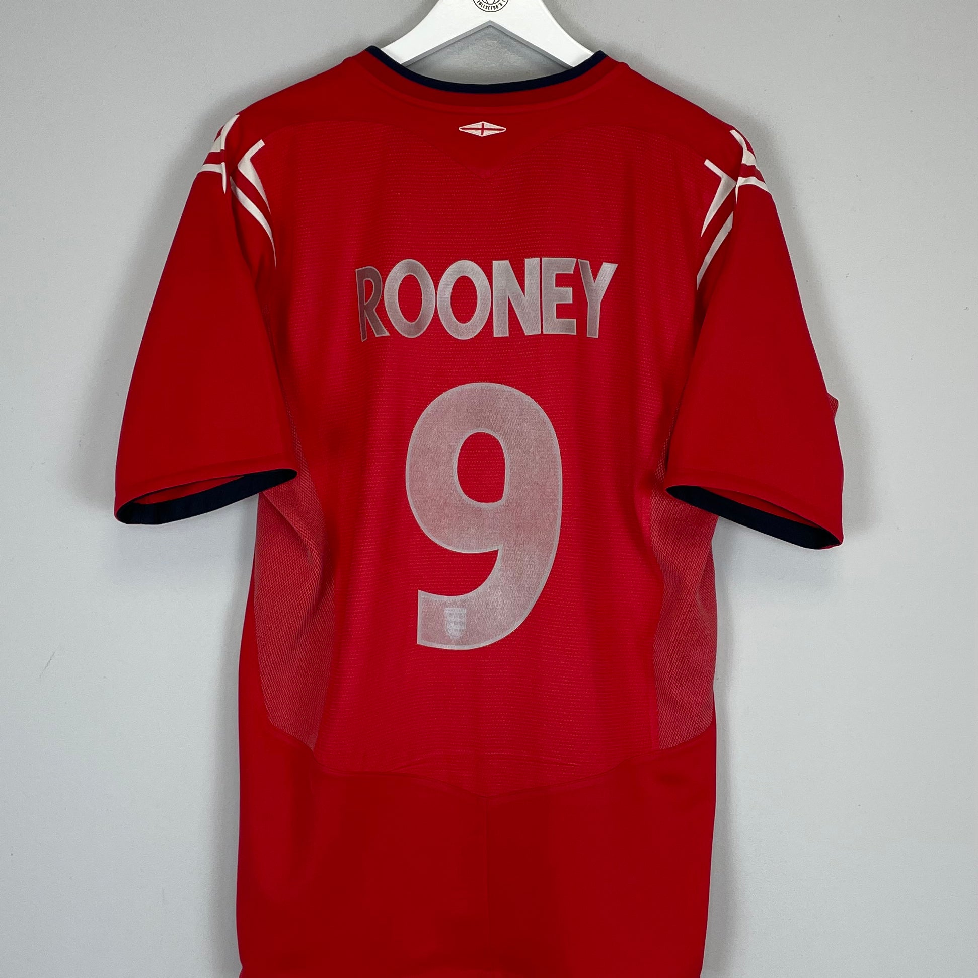 Shop 2004/06 ENGLAND ROONEY #9 AWAY SHIRT (M) UMBRO, classic football shirts, vintage football shirts & retro soccer jerseys at Cult Kits