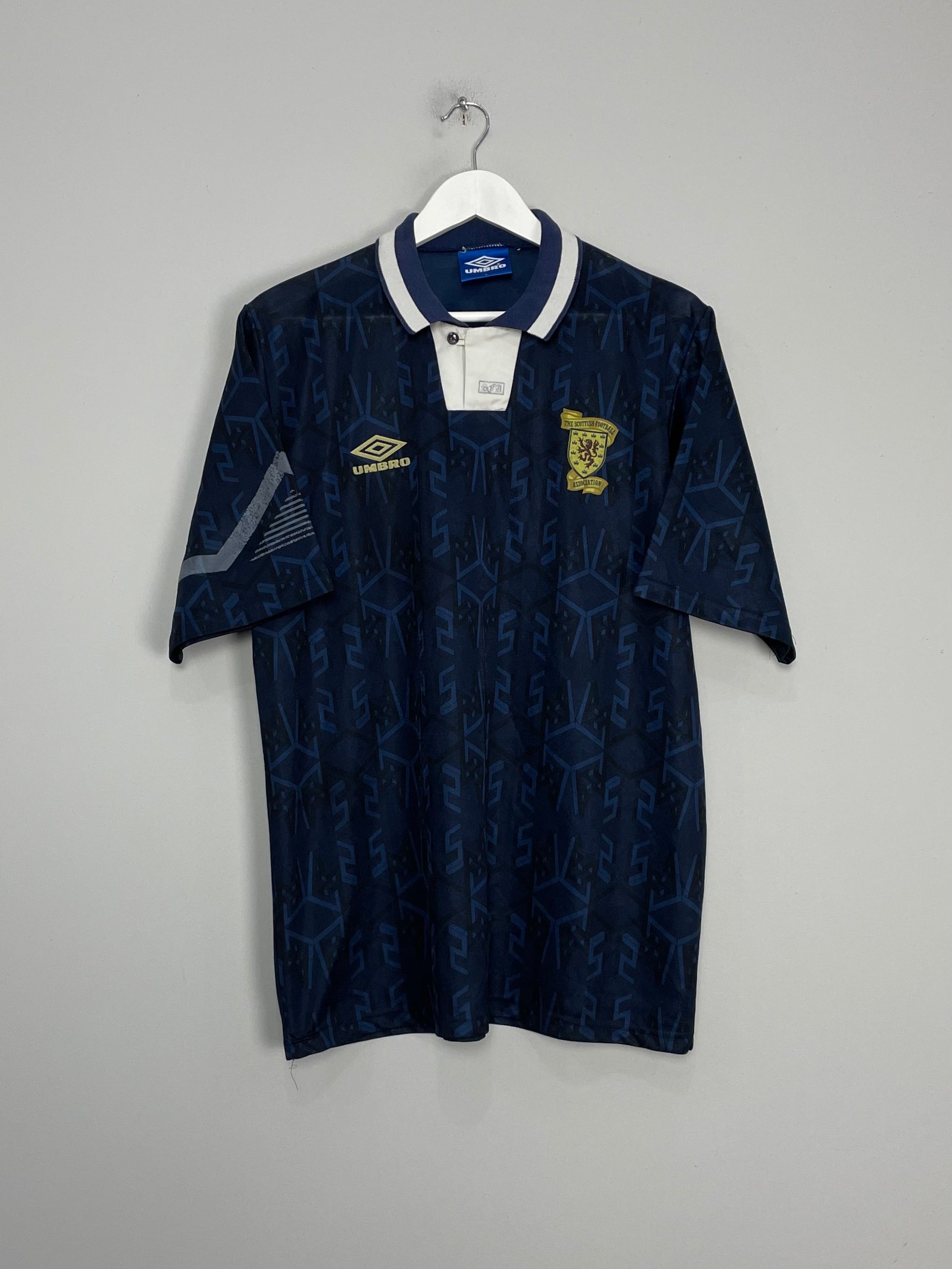 Shop 1991/94 SCOTLAND HOME SHIRT (L) UMBRO, classic football shirts, vintage football shirts & retro soccer jerseys at Cult Kits