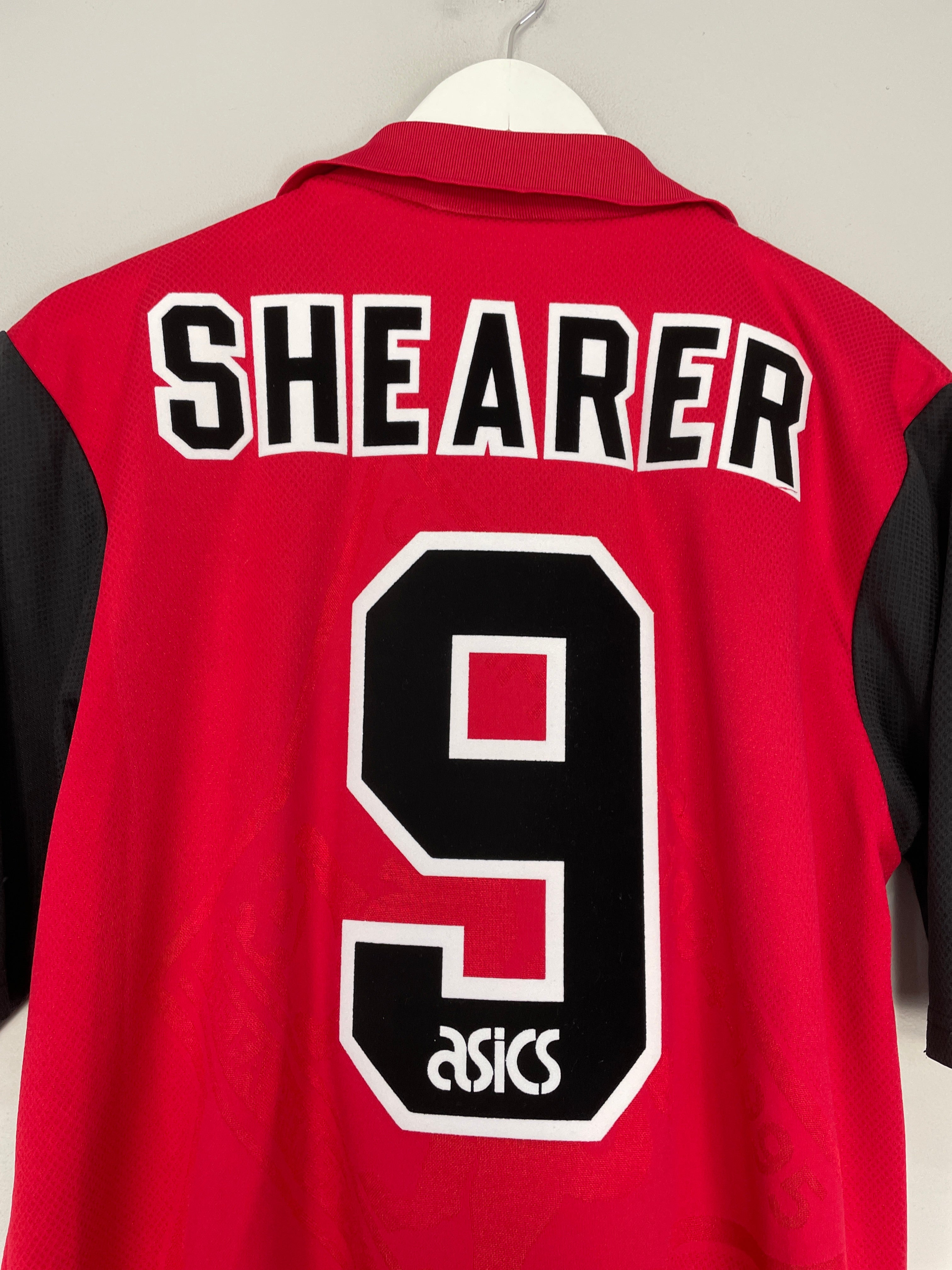 Shop 1995/96 BLACKBURN ROVERS SHEARER #9 AWAY SHIRT (M) ASICS, classic football shirts, vintage football shirts & retro soccer jerseys at Cult Kits
