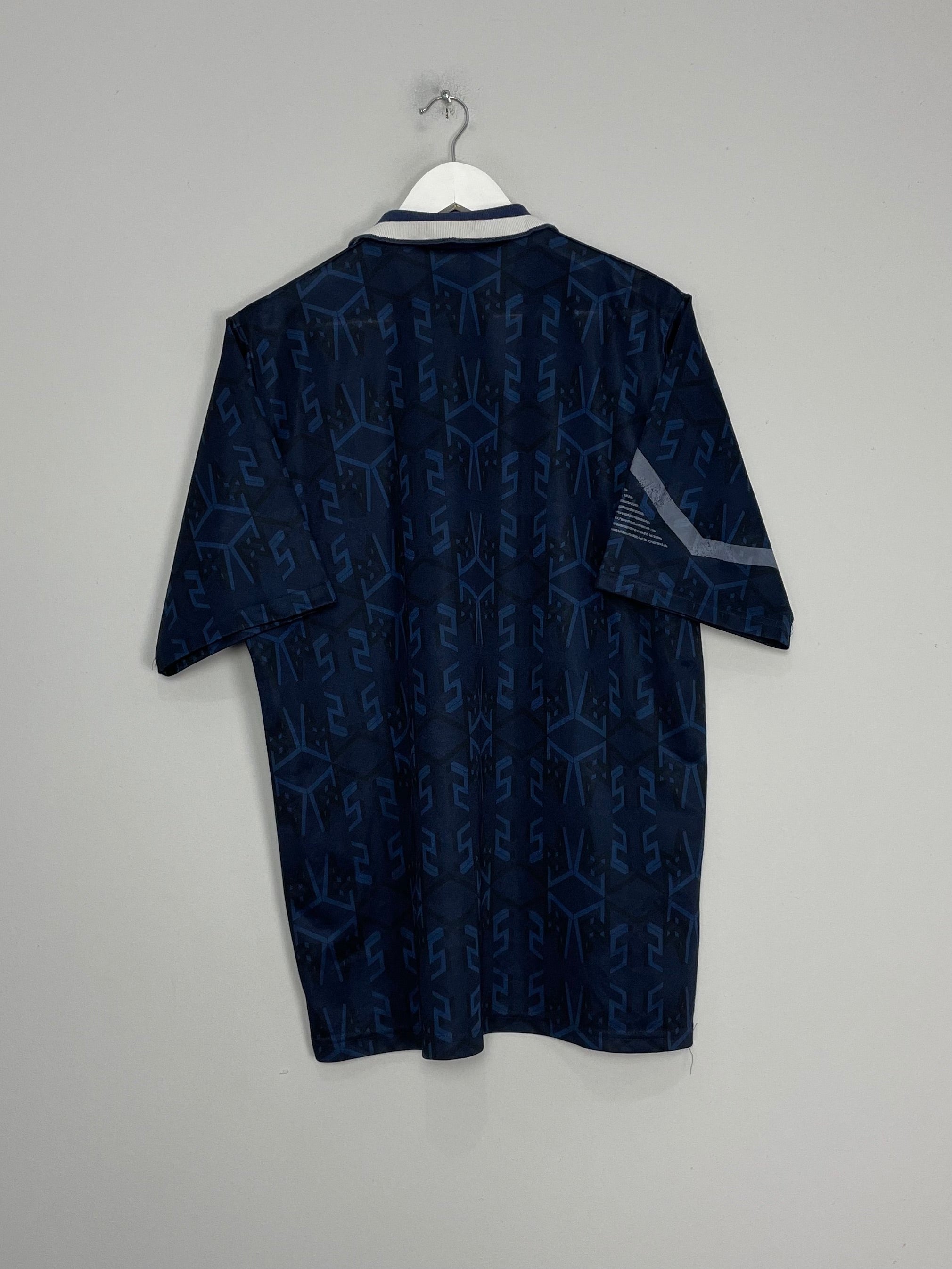 Shop 1991/94 SCOTLAND HOME SHIRT (L) UMBRO, classic football shirts, vintage football shirts & retro soccer jerseys at Cult Kits
