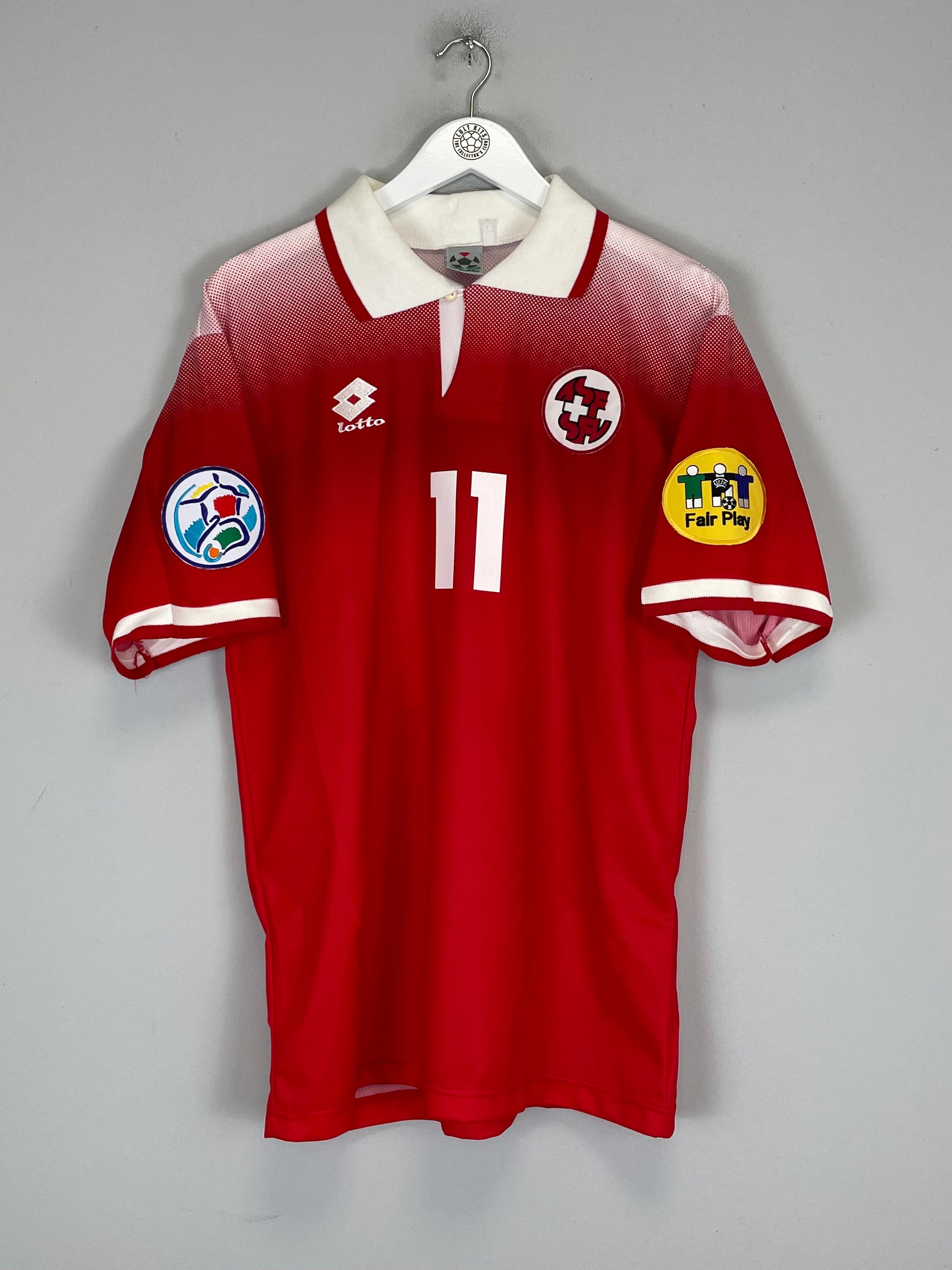 Shop 1996/98 SWITZERLAND CHAPUISAT #11 HOME SHIRT (L) LOTTO, classic football shirts, vintage football shirts & retro soccer jerseys at Cult Kits