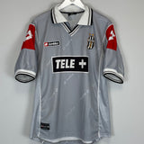 Shop 2000/01 JUVENTUS ZIDANE #21 THIRD SHIRT (M) LOTTO, classic football shirts, vintage football shirts & retro soccer jerseys at Cult Kits