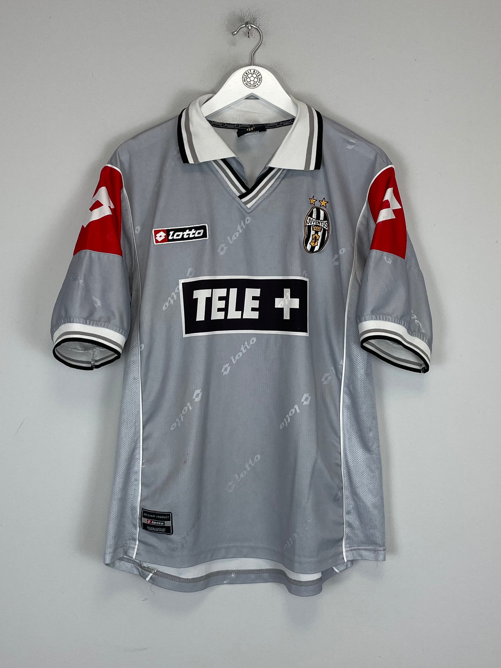 Shop 2000/01 JUVENTUS ZIDANE #21 THIRD SHIRT (M) LOTTO, classic football shirts, vintage football shirts & retro soccer jerseys at Cult Kits