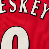 2002/04 Liverpool Heskey #8 *Signed* Worthington Cup Home Shirt (L) Reebok