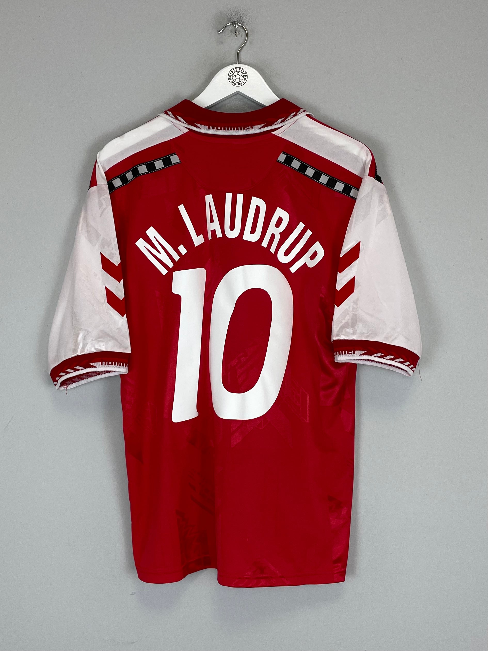 Shop 1996/97 DENMARK M.LAUDRUP #10 *MINT* HOME SHIRT (L) HUMMEL, classic football shirts, vintage football shirts & retro soccer jerseys at Cult Kits