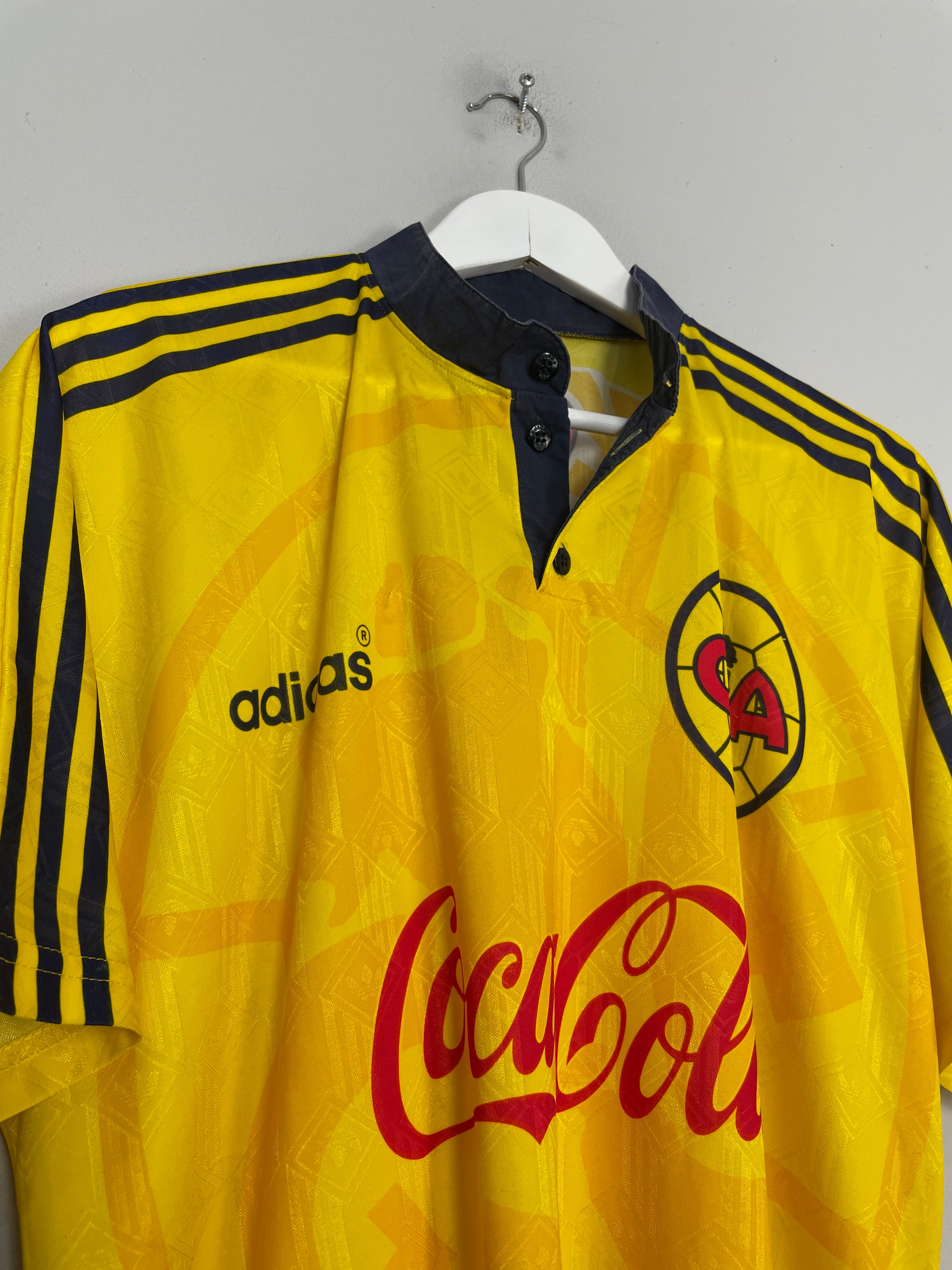 Shop 1996/99 CLUB AMERICA HOME SHIRT (M) ADIDAS, classic football shirts, vintage football shirts & retro soccer jerseys at Cult Kits