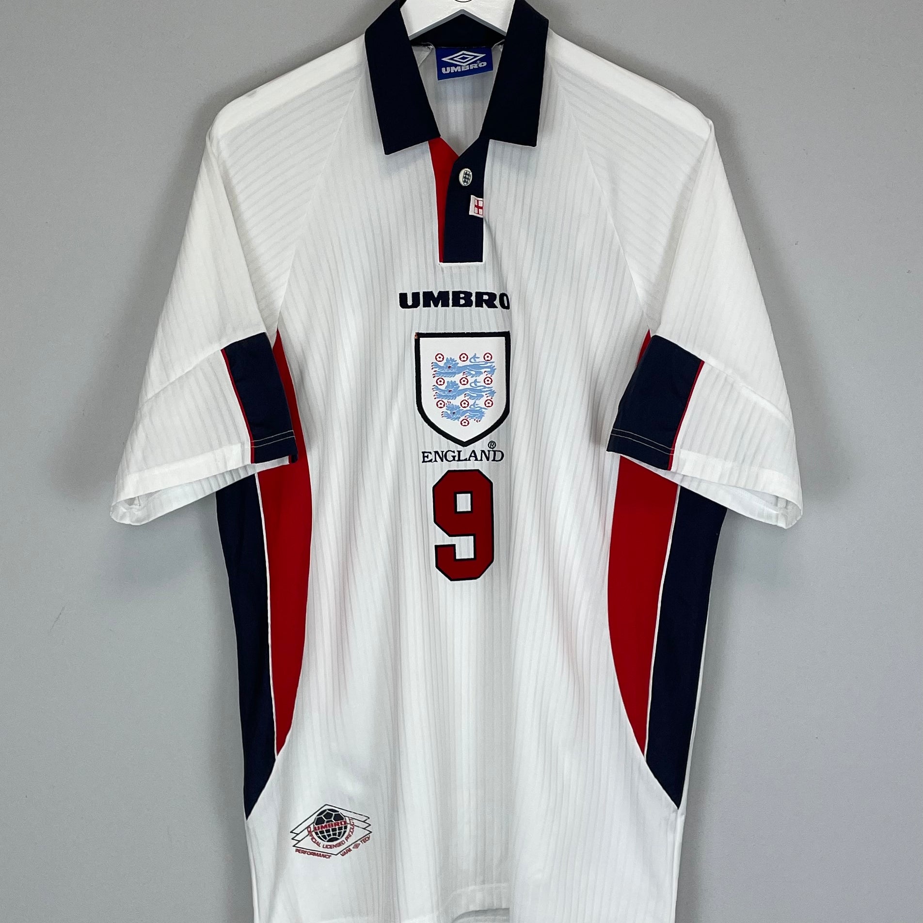 Shop 1997/99 ENGLAND SHEARER #9 HOME SHIRT (XL) UMBRO, classic football shirts, vintage football shirts & retro soccer jerseys at Cult Kits
