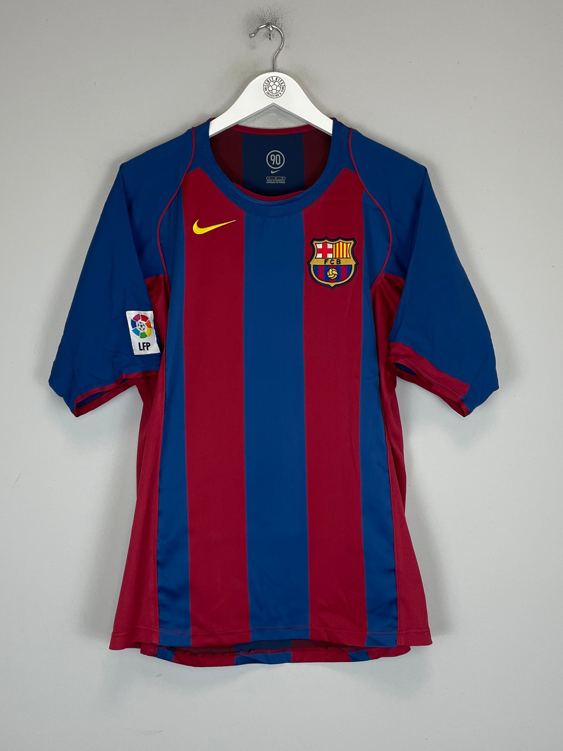 Buy 2004/05 BARCELONA RONALDINHO 10 HOME SHIRT (L) NIKE ~ Free worldwide shipping available ~ Authentic Vintage Football Shirts from Cult Kits