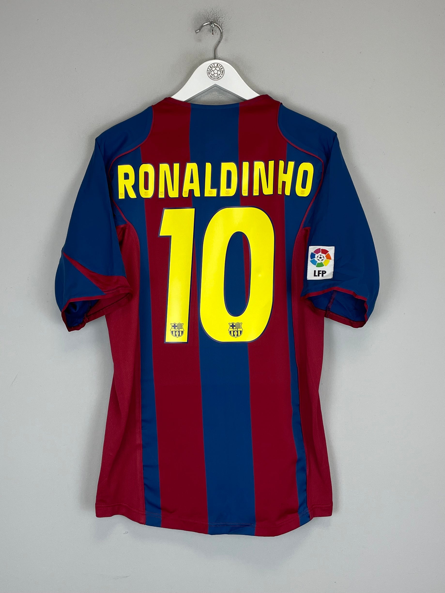 Buy 2004/05 BARCELONA RONALDINHO 10 HOME SHIRT (L) NIKE ~ Free worldwide shipping available ~ Authentic Vintage Football Shirts from Cult Kits