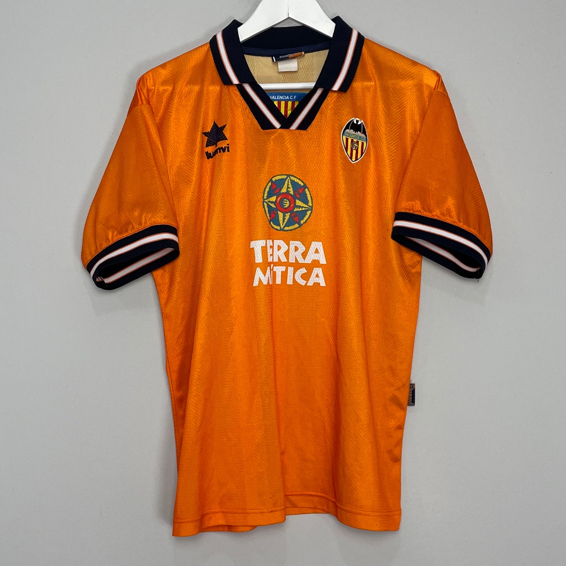 Shop 1998/99 VALENCIA AWAY SHIRT (L) LUANVI, classic football shirts, vintage football shirts & retro soccer jerseys at Cult Kits