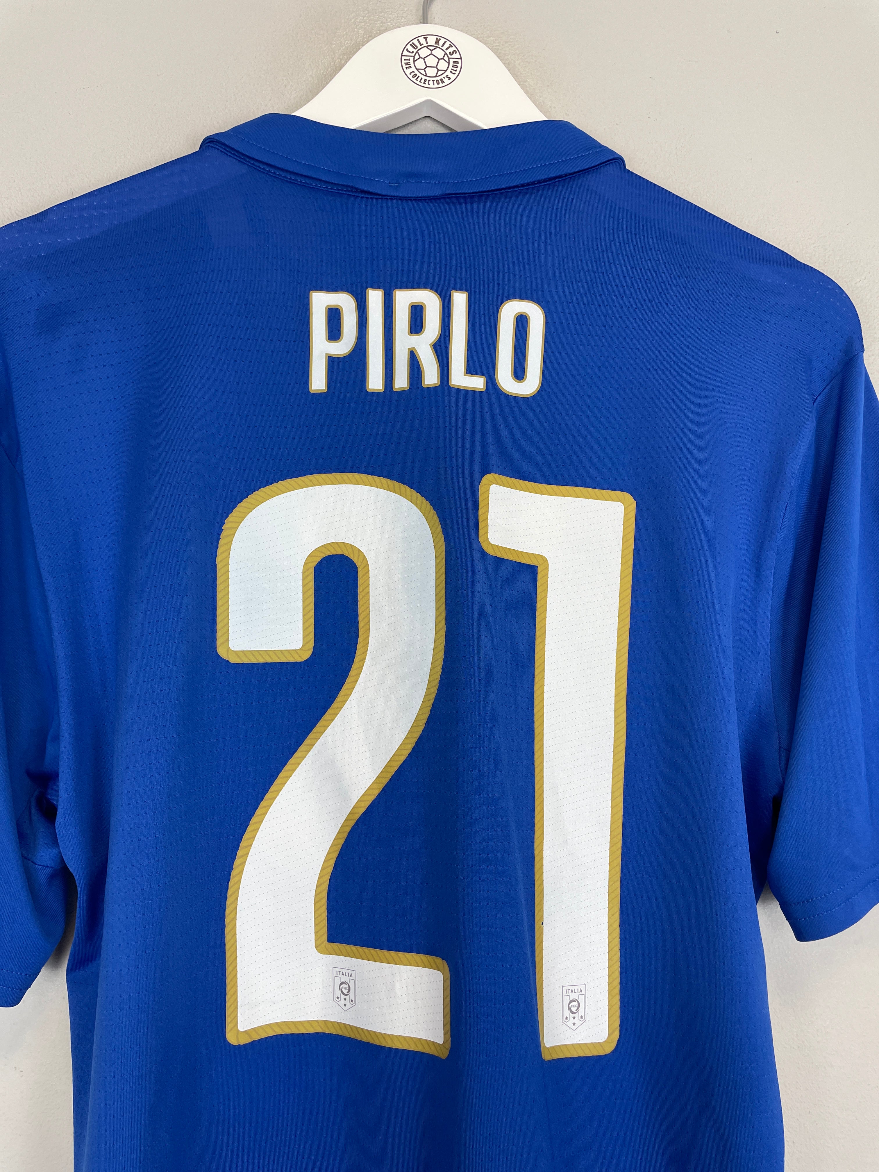 Shop 2014/15 ITALY PIRLO #21 HOME SHIRT (M) PUMA, classic football shirts, vintage football shirts & retro soccer jerseys at Cult Kits