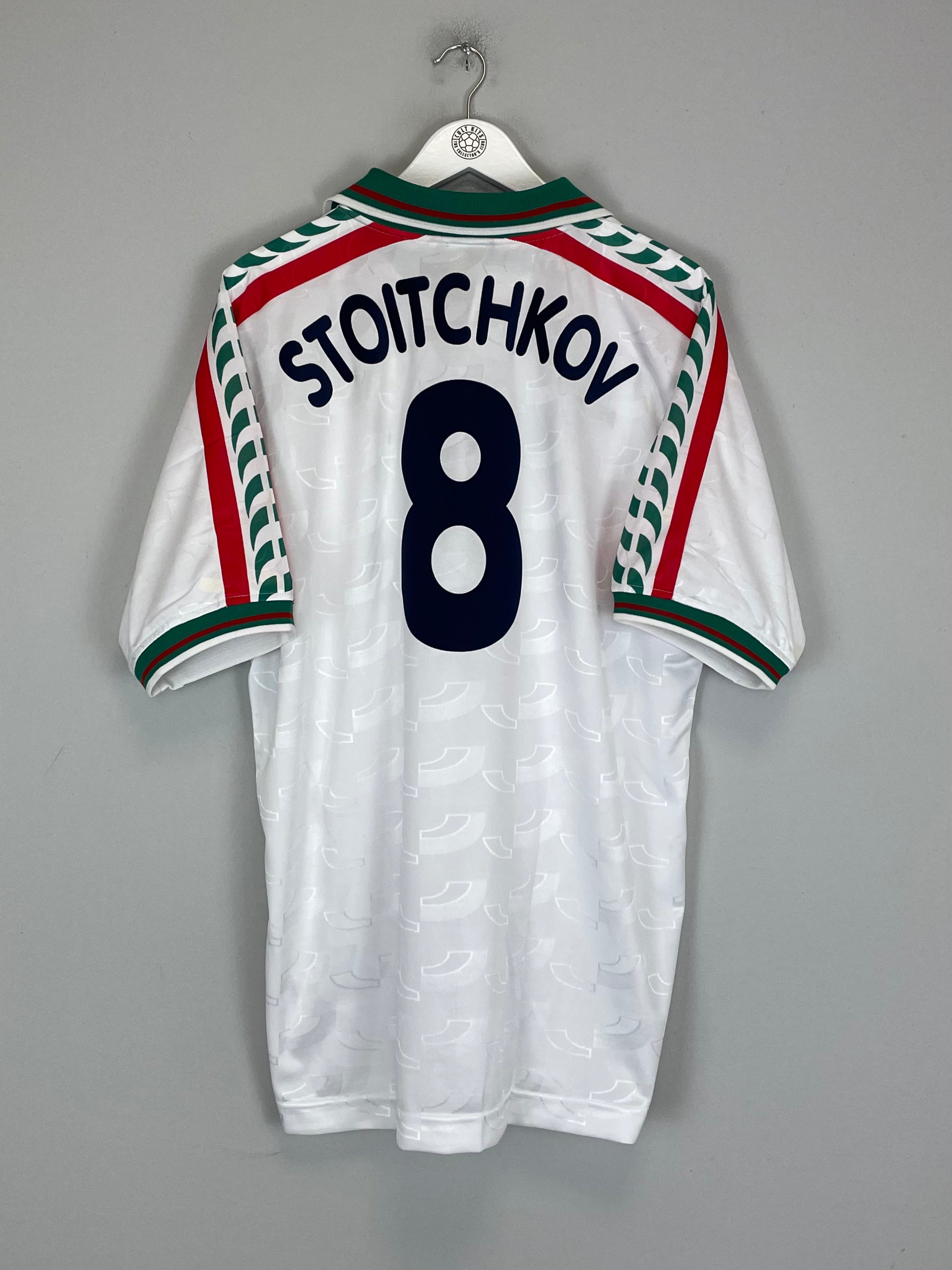 Shop 1996/98 BULGARIA STOITCHKOV #8 HOME SHIRT (XL) PUMA, classic football shirts, vintage football shirts & retro soccer jerseys at Cult Kits