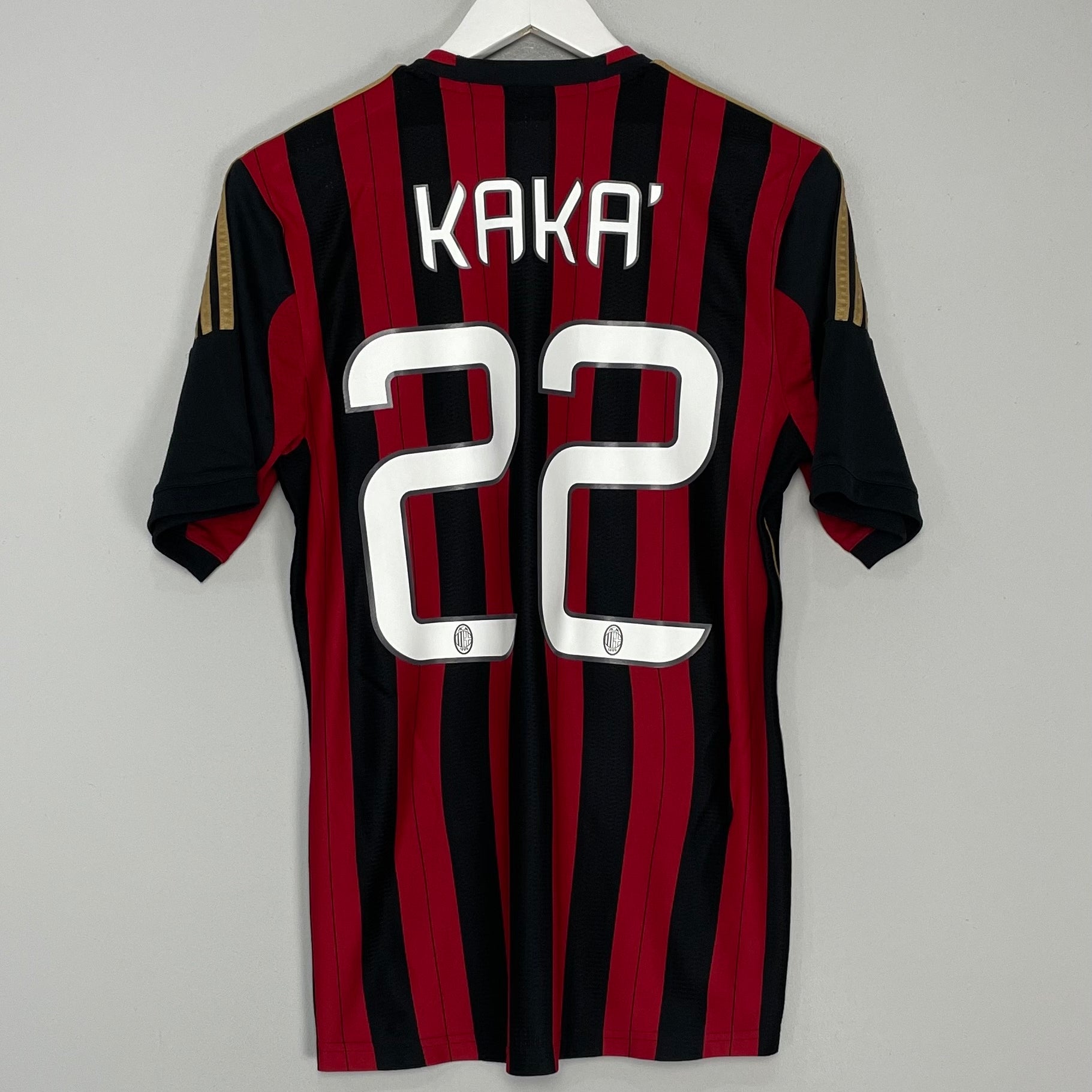 Shop 2013/14 AC MILAN KAKA #22 HOME SHIRT (S) ADIDAS, classic football shirts, vintage football shirts & retro soccer jerseys at Cult Kits
