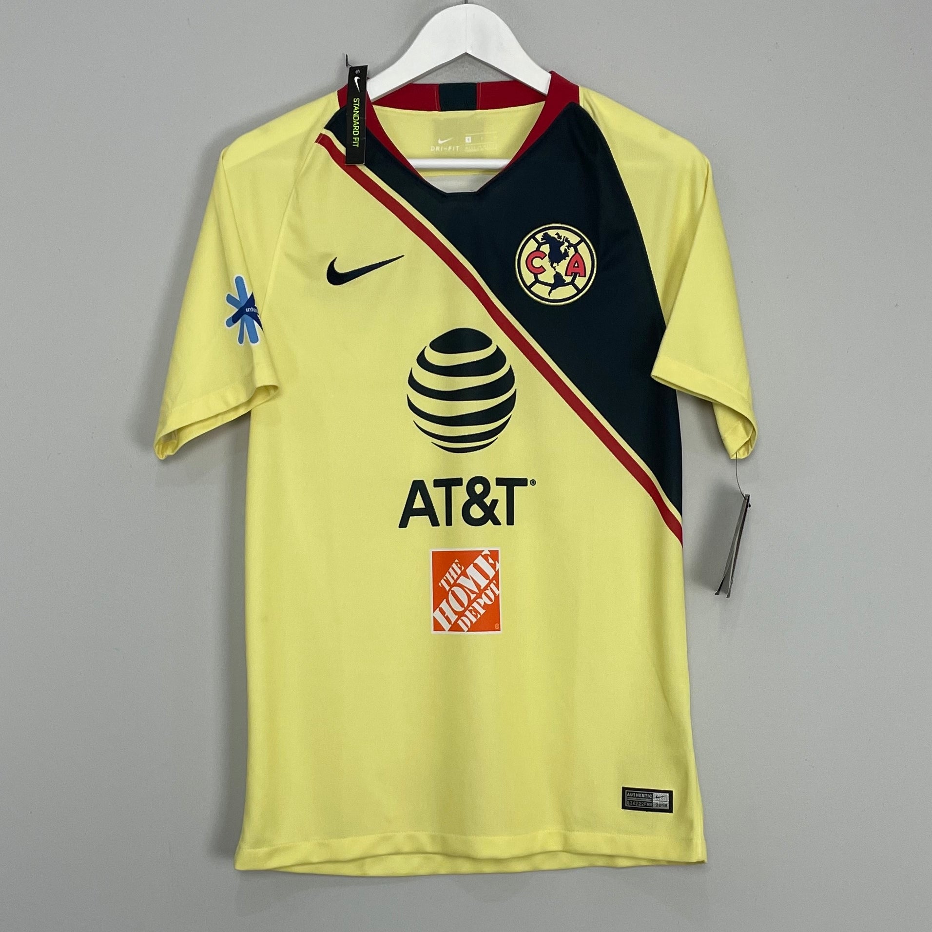 Shop 2018/19 CLUB AMERICA *BNWT* HOME SHIRT (S) NIKE, classic football shirts, vintage football shirts & retro soccer jerseys at Cult Kits