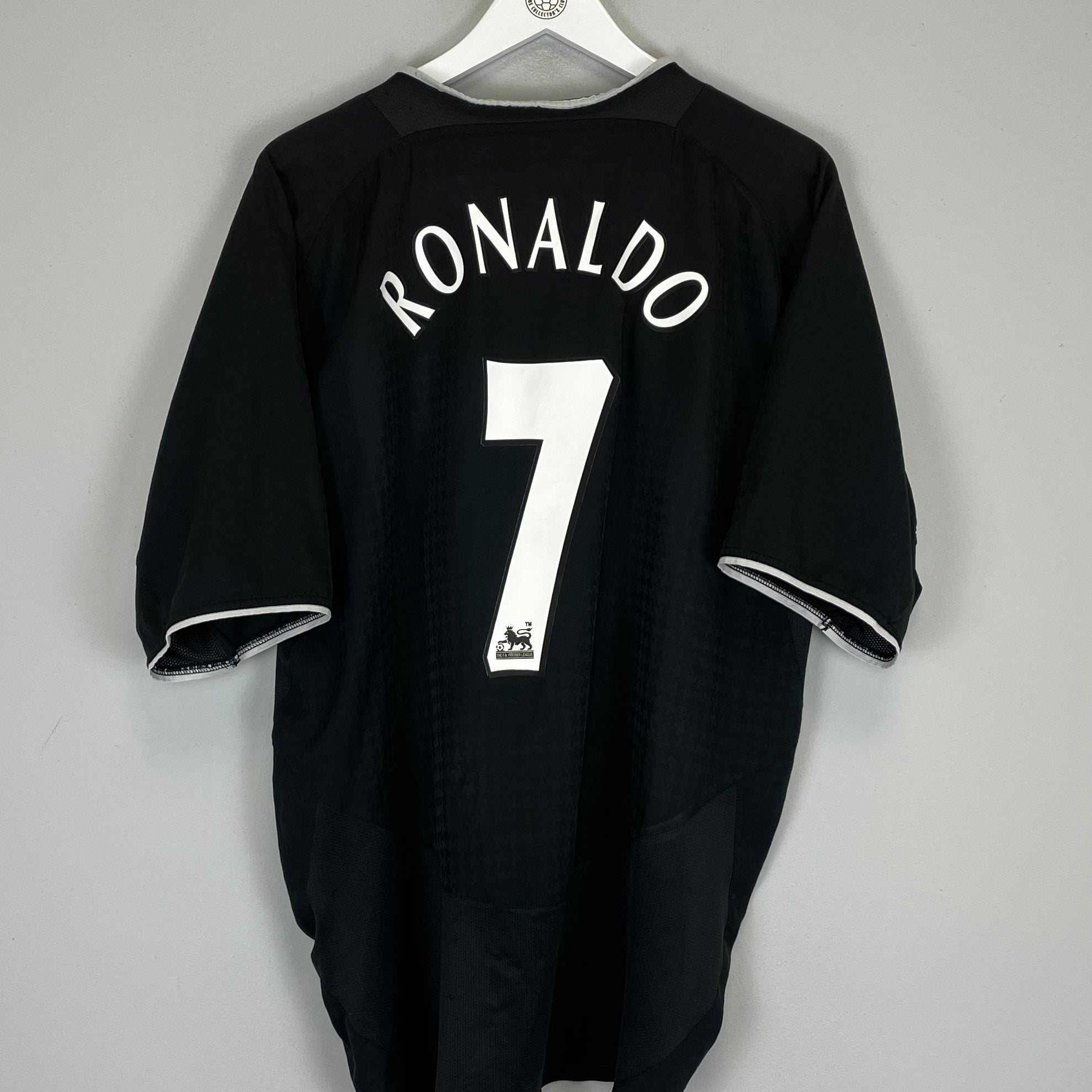 Shop 2003/05 MANCHESTER UNITED RONALDO #7 AWAY SHIRT (L) NIKE, classic football shirts, vintage football shirts & retro soccer jerseys at Cult Kits