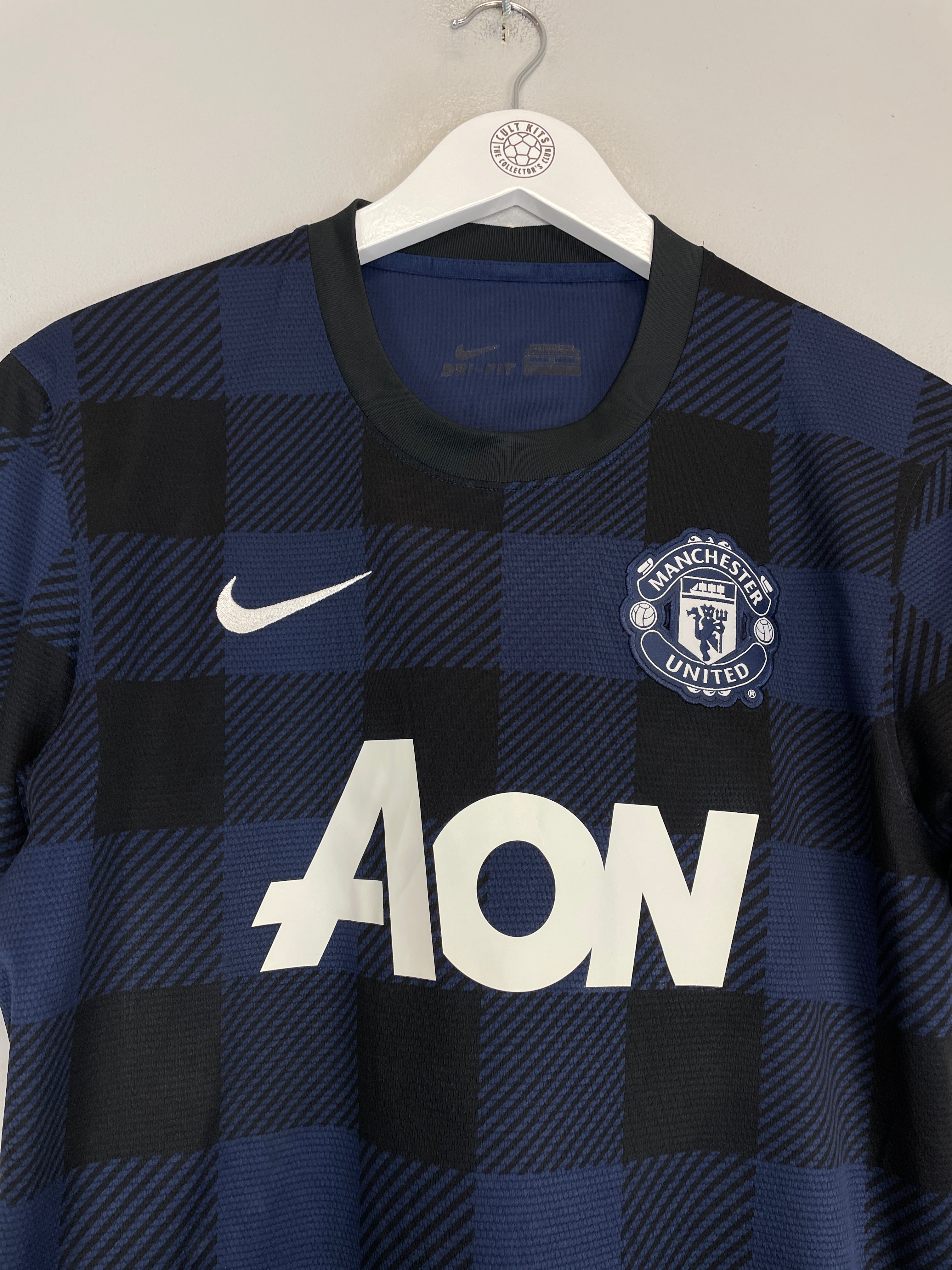 Shop 2013/14 MANCHESTER UNITED V.PERSIE #20 AWAY SHIRT (M) NIKE, classic football shirts, vintage football shirts & retro soccer jerseys at Cult Kits
