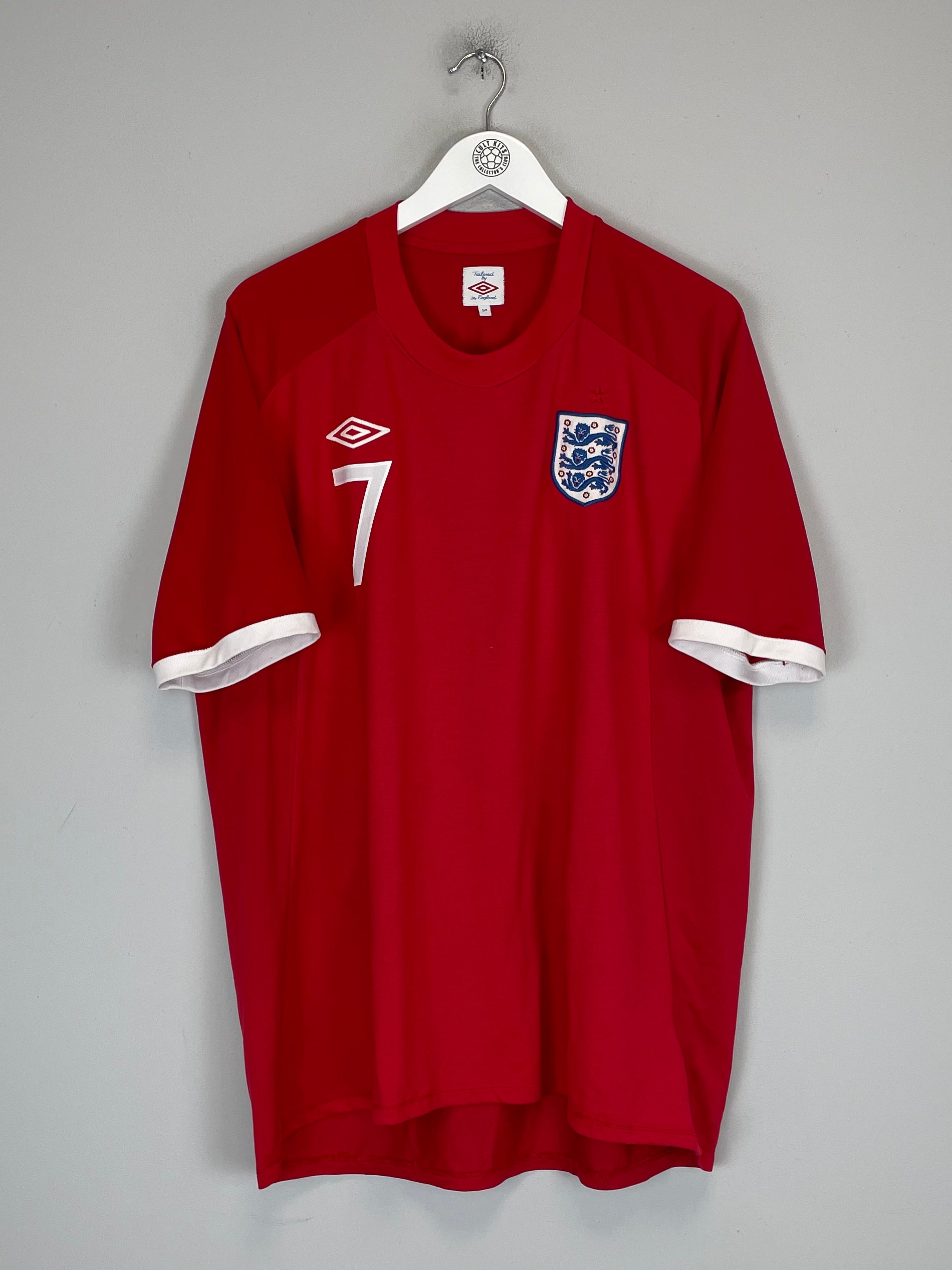 Shop 2010/12 ENGLAND BECKHAM #7 AWAY SHIRT (XXL) UMBRO, classic football shirts, vintage football shirts & retro soccer jerseys at Cult Kits