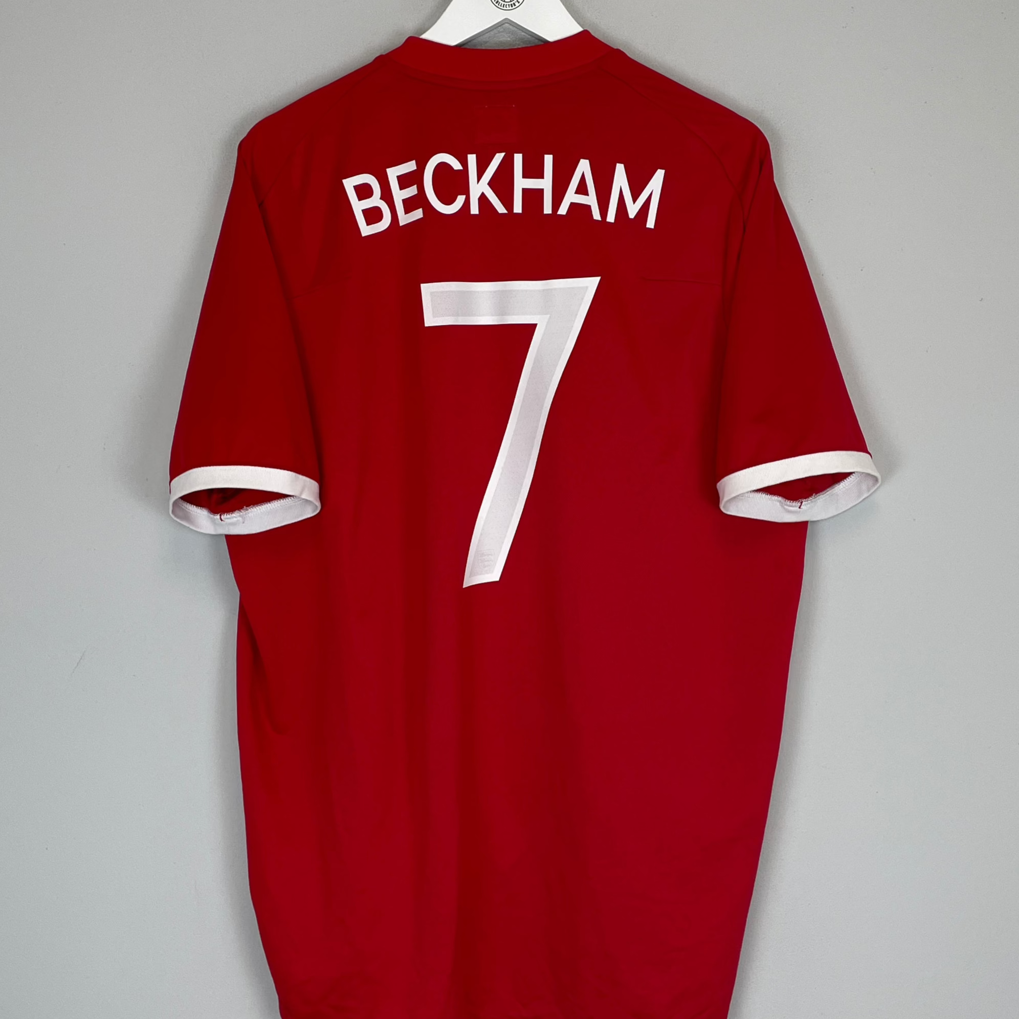 Shop 2010/12 ENGLAND BECKHAM #7 AWAY SHIRT (XXL) UMBRO, classic football shirts, vintage football shirts & retro soccer jerseys at Cult Kits